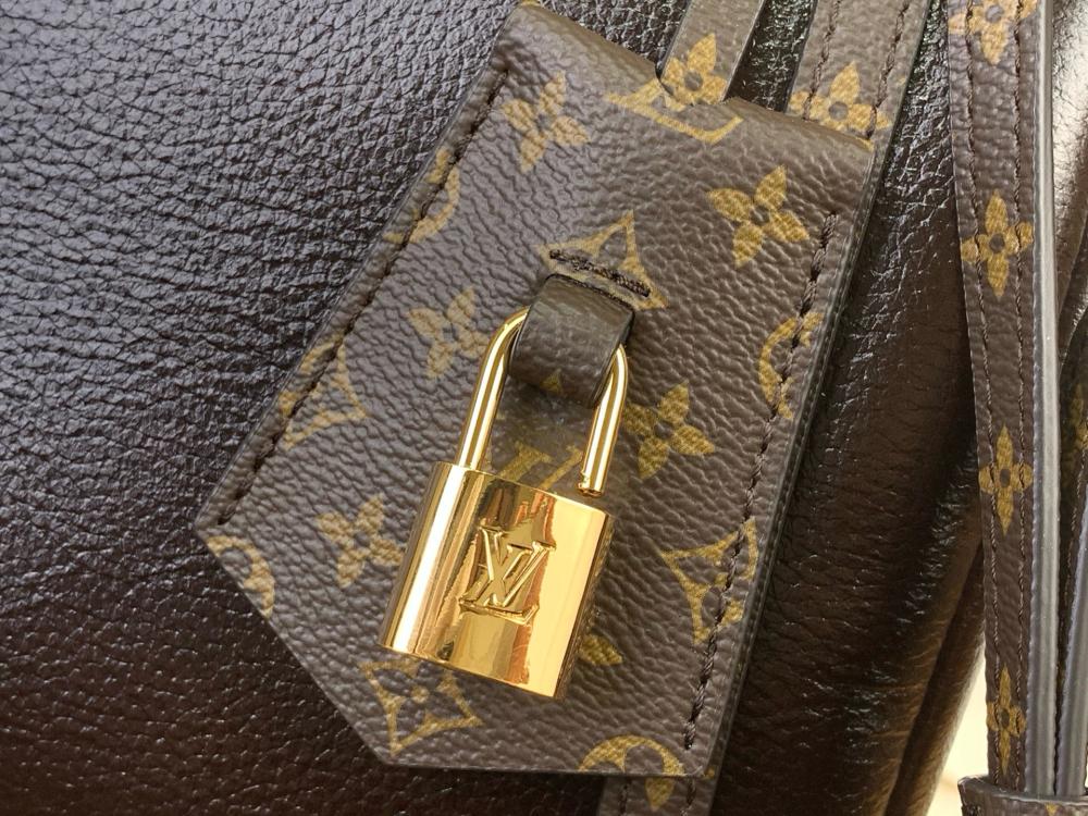 Louis Vuitton – Express MM