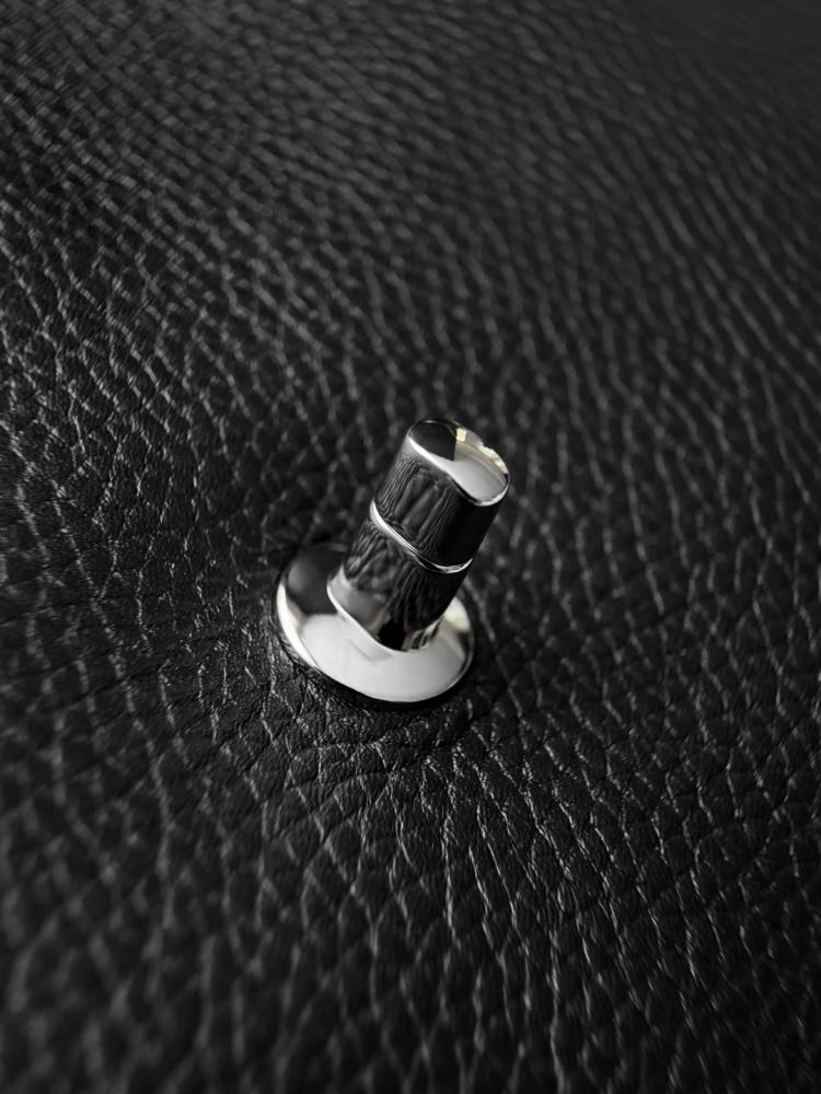 Chanel Maxi “Souplissimo” Küçük Kapaklı Çanta