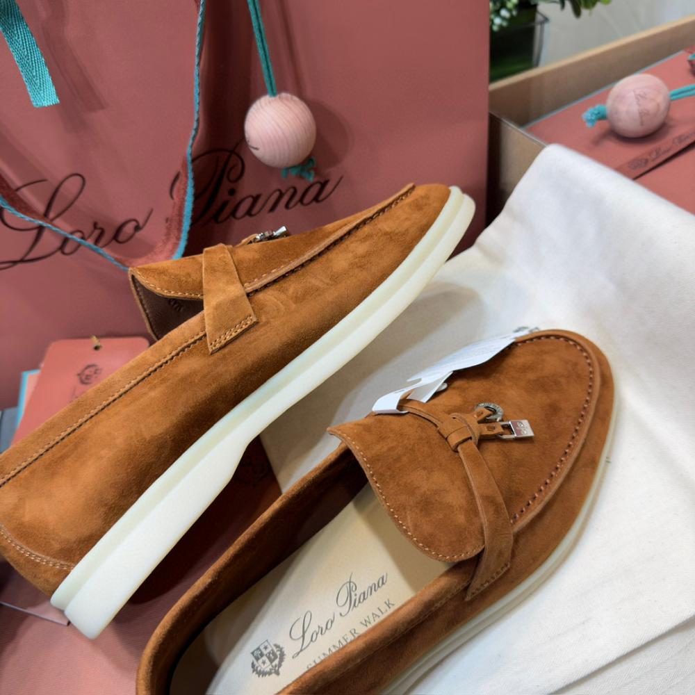 Loro Piana Yaz Büyüsü Yürüyüş Ayakkabısı - Eyer Kahvesi - Glimmer of Luxury