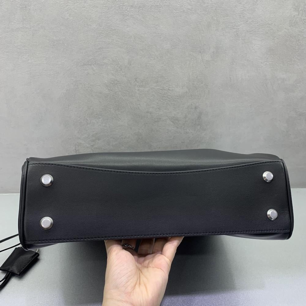 Balenciaga Rodeo Top Handle Bag