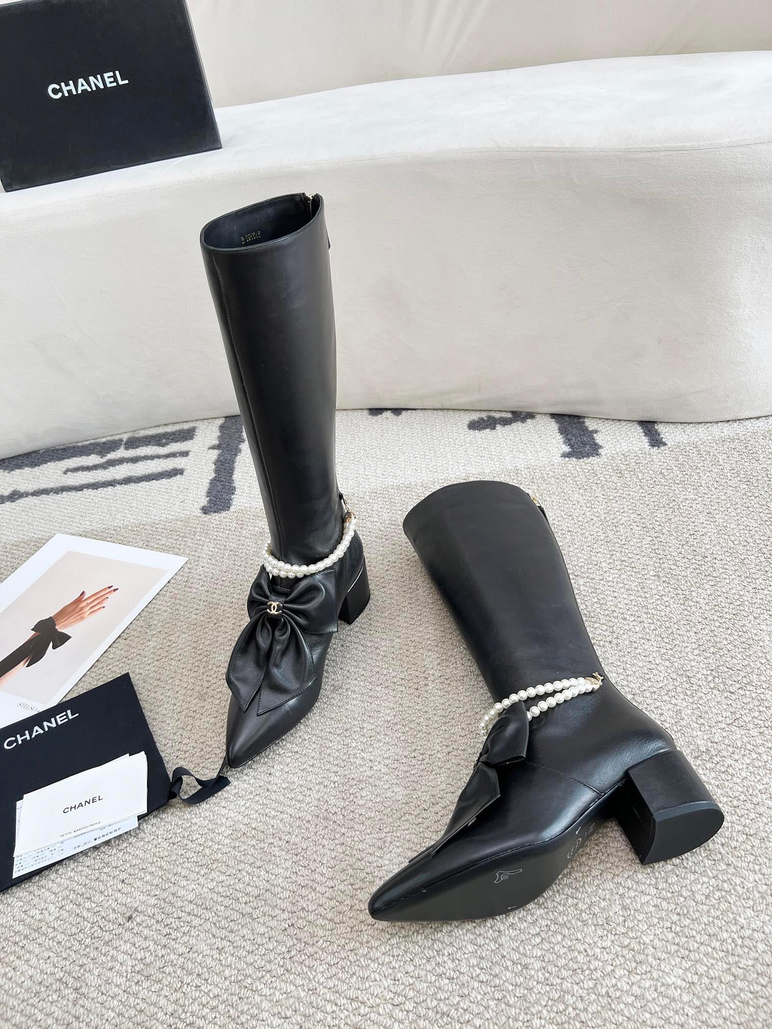 Chanel S24 Uzun Deri Botlar - Glimmer of Luxury