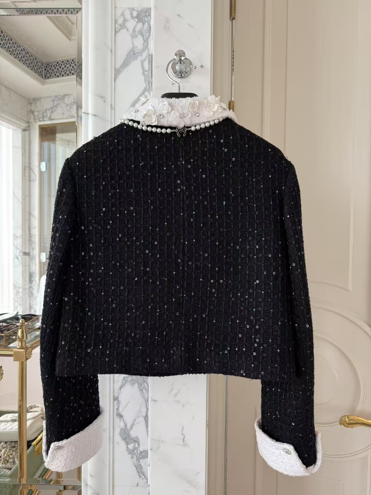 Chanel 25 Plaid Pattern Tweed Jacket