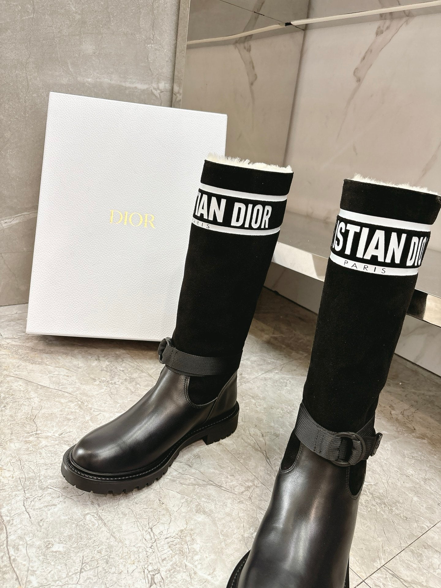 Dior 2025 Sonbahar/Kış Koleksiyonu – Martin Bot