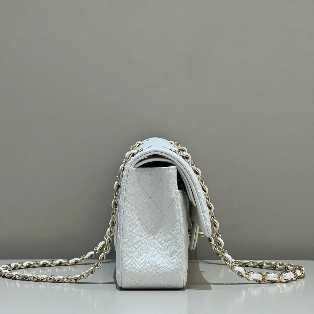 Chanel Sonbahar Kış 2024/25 Klasik 11.12 Çanta - Glimmer of Luxury