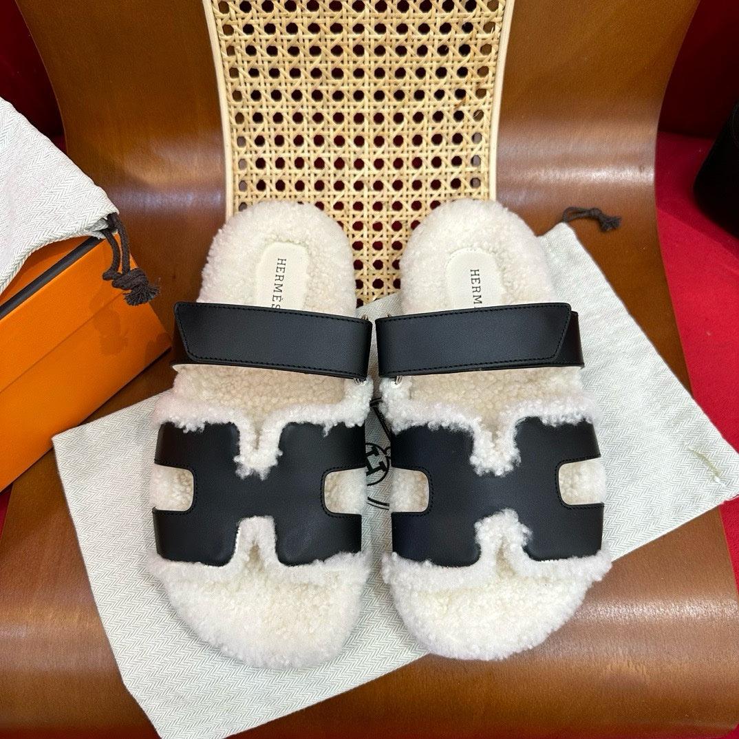 Hermès Chypre Kürklü Tamamen El Yapımı Sandaletler - Glimmer of Luxury