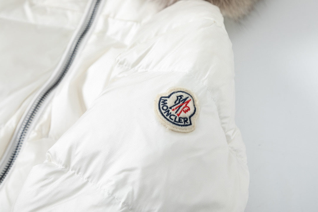 MONCLER Moner Hermifur Kuş Tüyü Mont