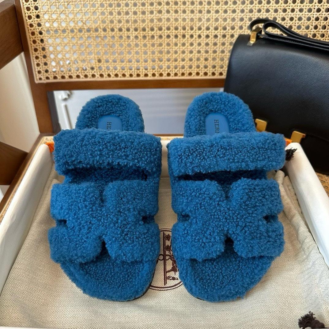 Hermès Chypre Kürk Sandaletler - Glimmer of Luxury