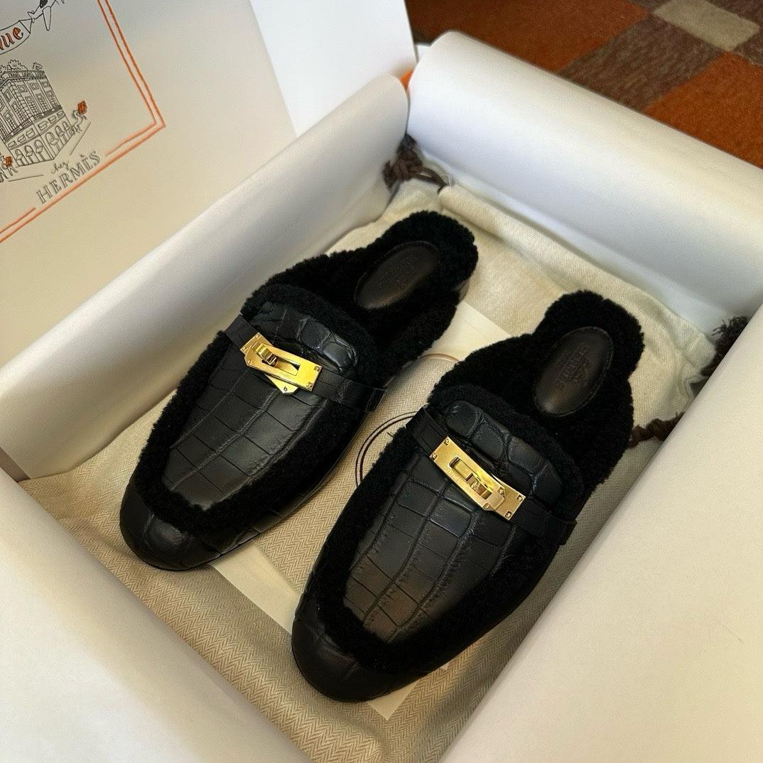 Hermes Oz Kürklü Ayakkabılar Tamamen El Yapımı - Glimmer of Luxury
