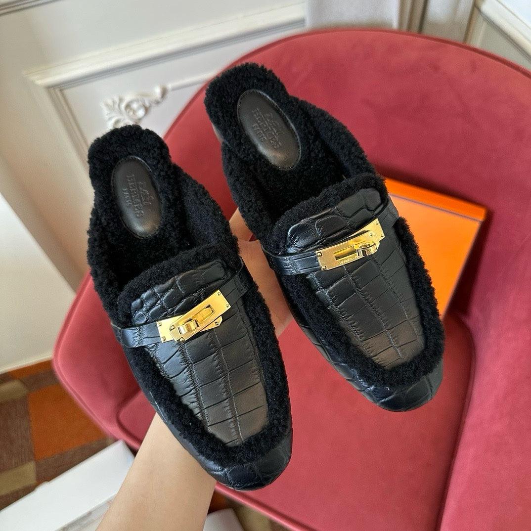 Hermes Oz Kürklü Ayakkabılar Tamamen El Yapımı - Glimmer of Luxury