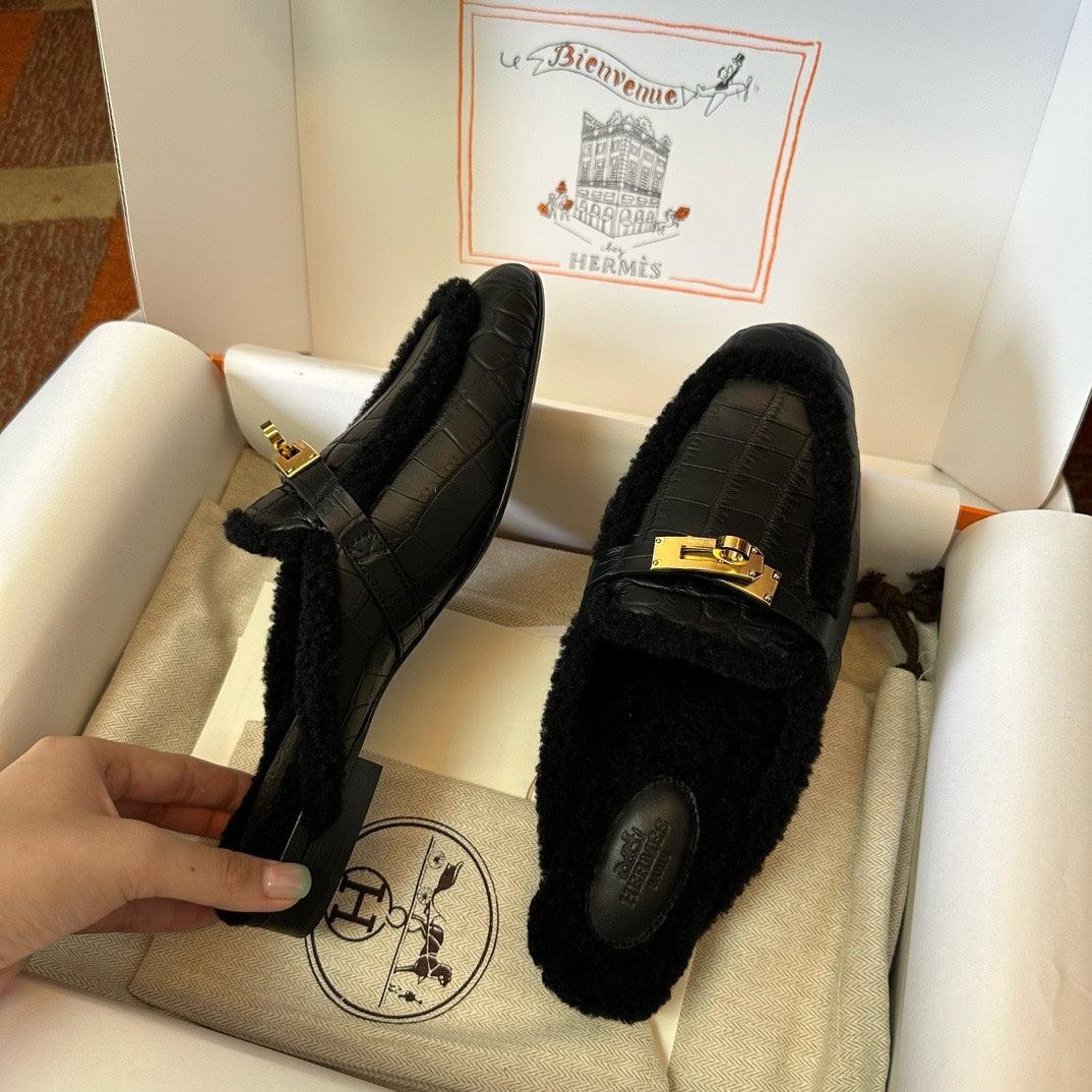 Hermes Oz Kürklü Ayakkabılar Tamamen El Yapımı - Glimmer of Luxury