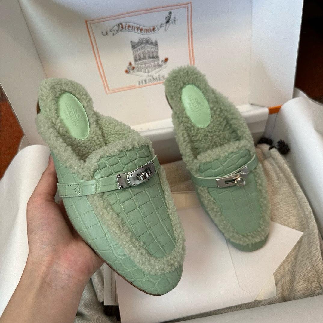 Hermes Oz Kürklü Yeşil Ayakkabılar Tamamen El Yapımı - Glimmer of Luxury