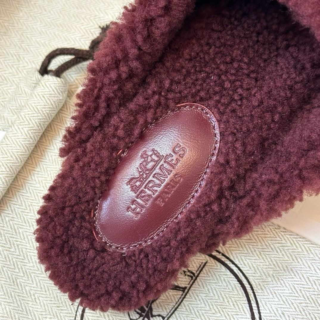 Hermes Oz Kürklü Bordo Ayakkabılar Tamamen El Yapımı - Glimmer of Luxury