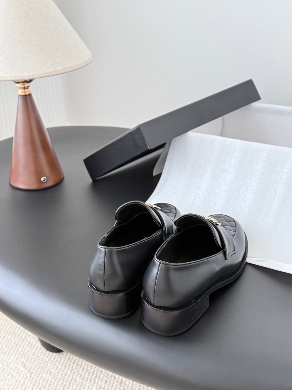 Chanel 25P Koleksiyonu – Yeni Loafer Deri Ayakkabı