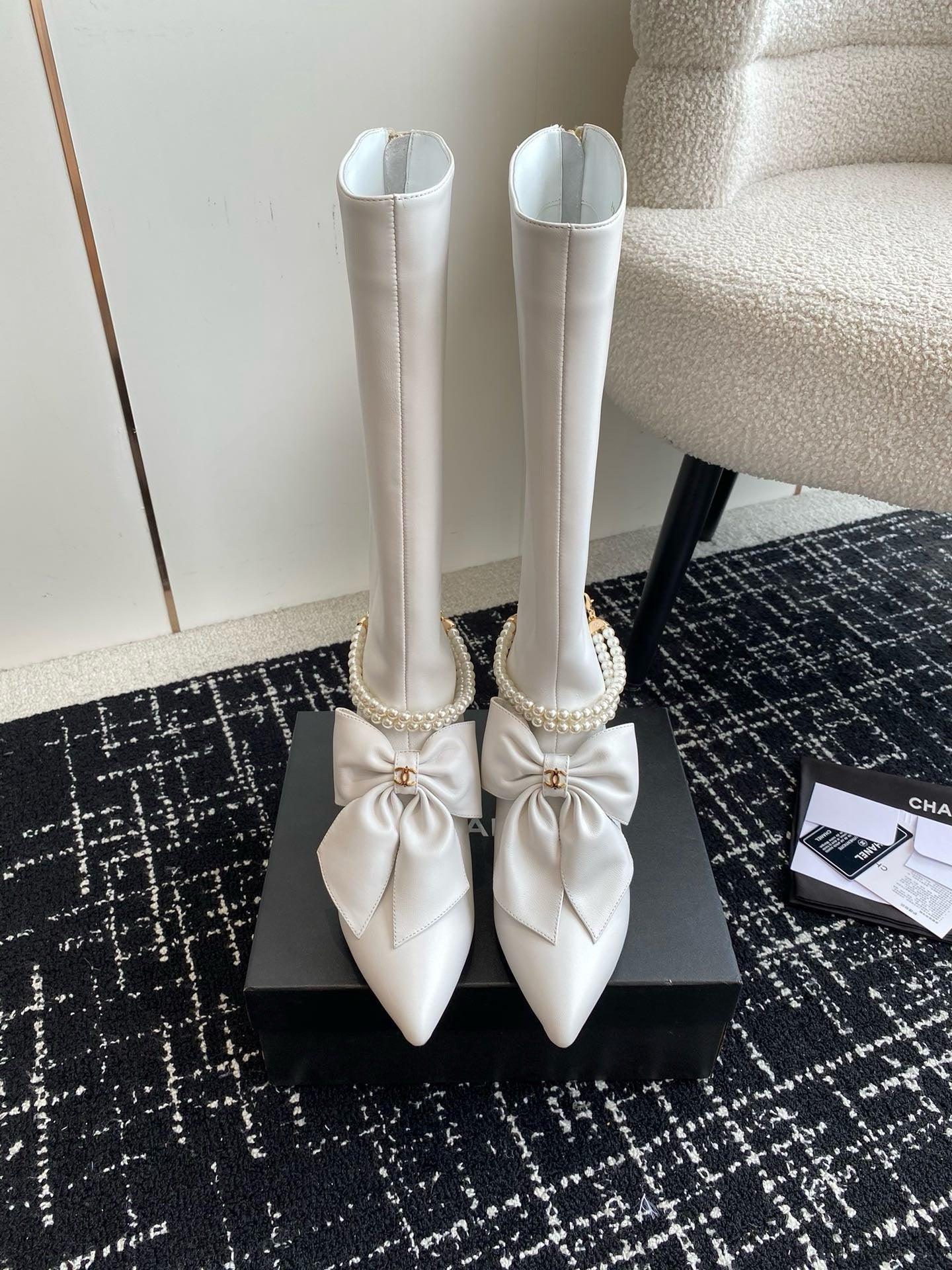 Chanel S24 Uzun Deri Botlar - Glimmer of Luxury