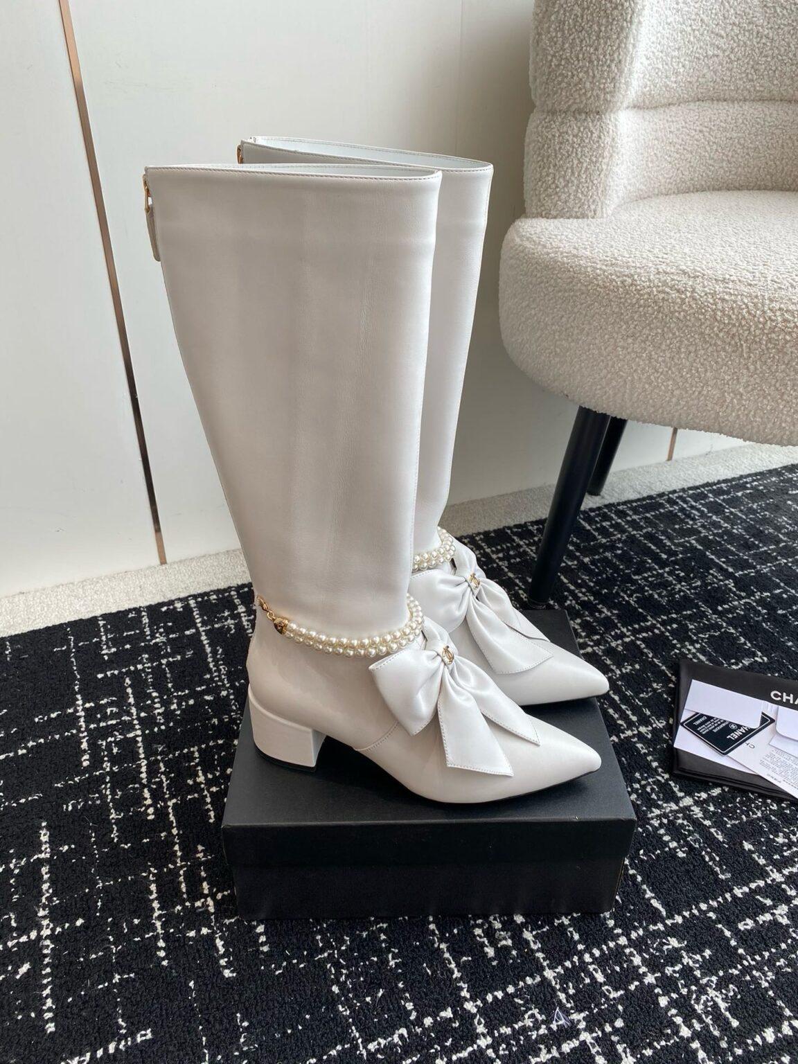 Chanel S24 Uzun Deri Botlar - Glimmer of Luxury