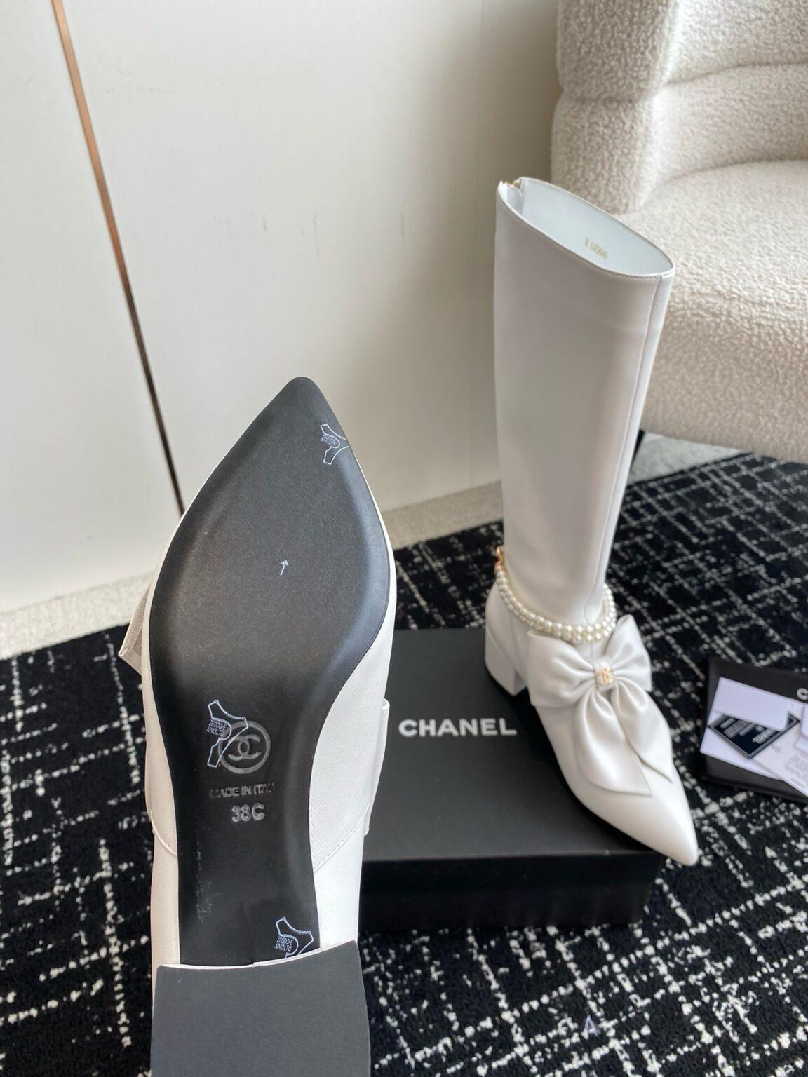 Chanel S24 Uzun Deri Botlar - Glimmer of Luxury