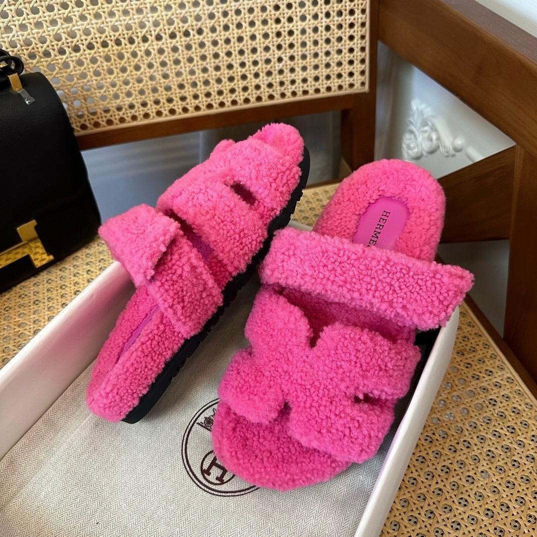 Hermès Chypre Kürk Sandaletler - Glimmer of Luxury