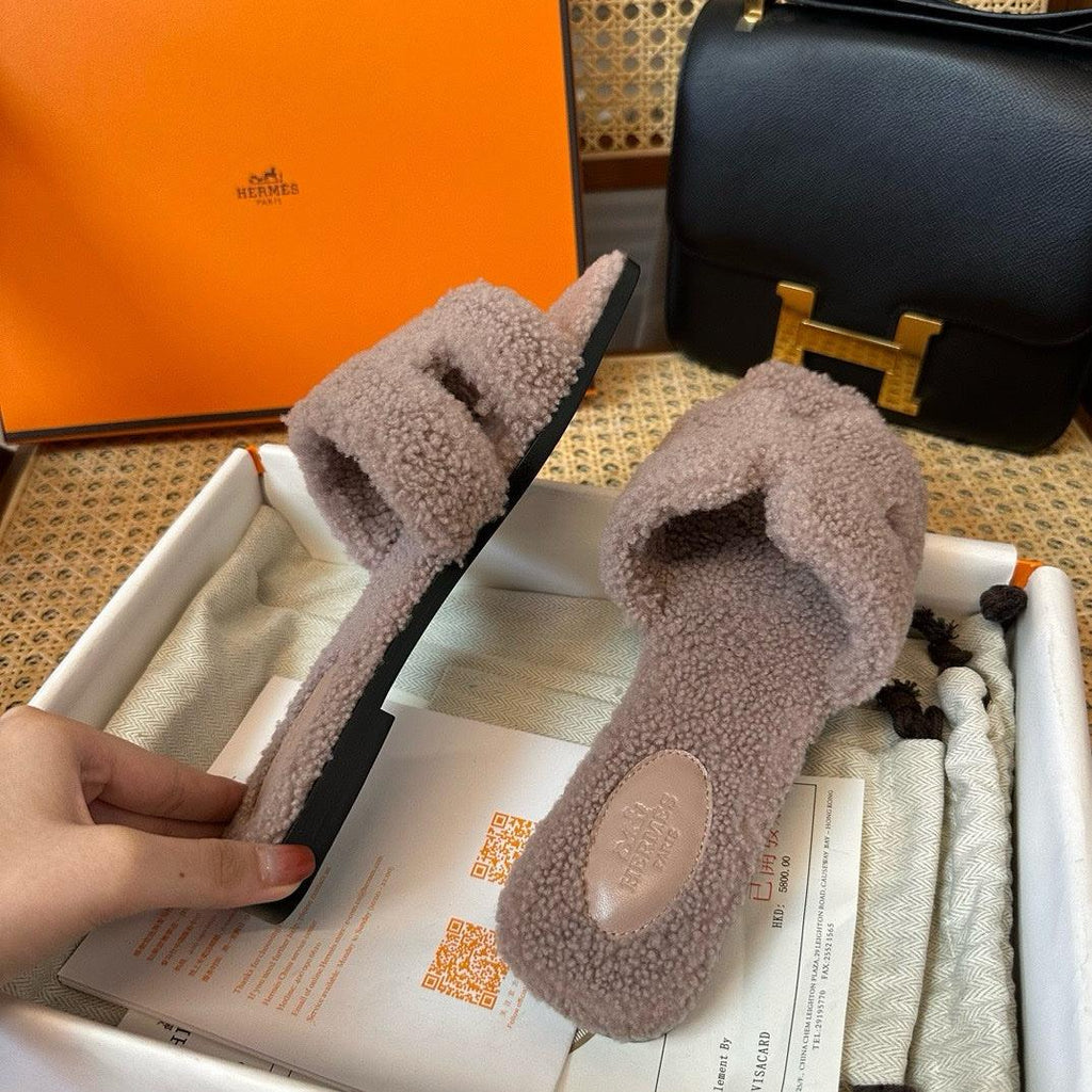 Hermès Oran Sandal Ağacı Kürk Sandalet - Glimmer of Luxury