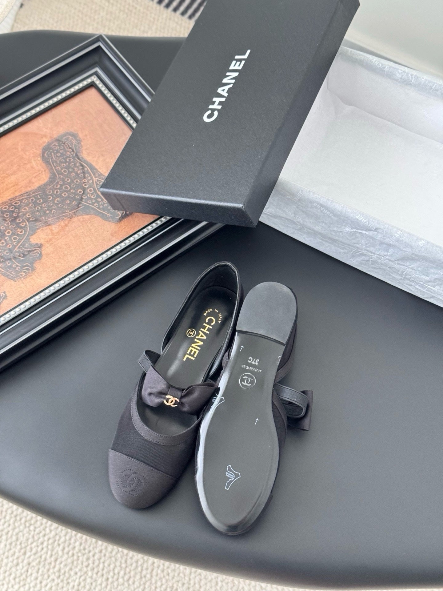 Chanel 2025/26 Fiyonklu Babet