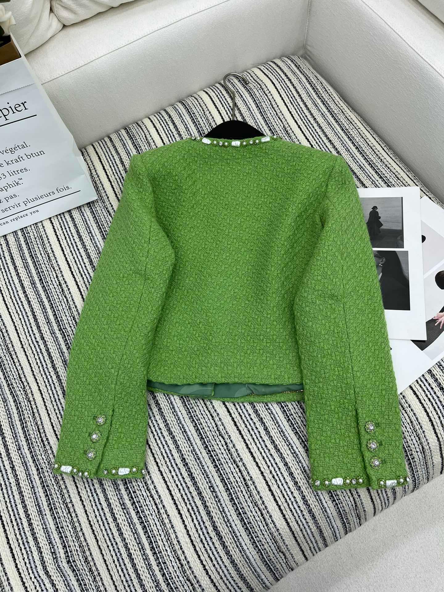 Chanel 2024 Tüvit El-boncuklu Dokuma Ceket - Glimmer of Luxury