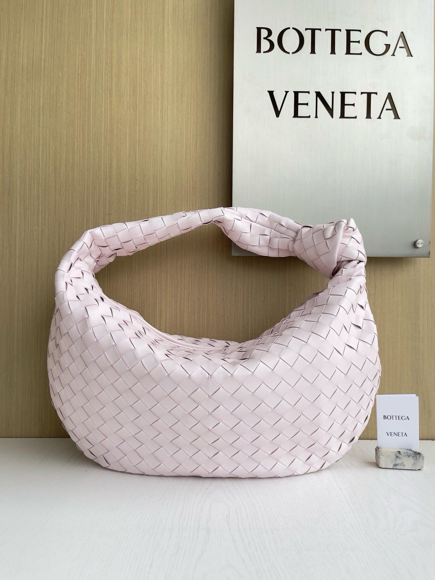 Bottega Veneta Büyük Jodie Çanta - Glimmer of Luxury