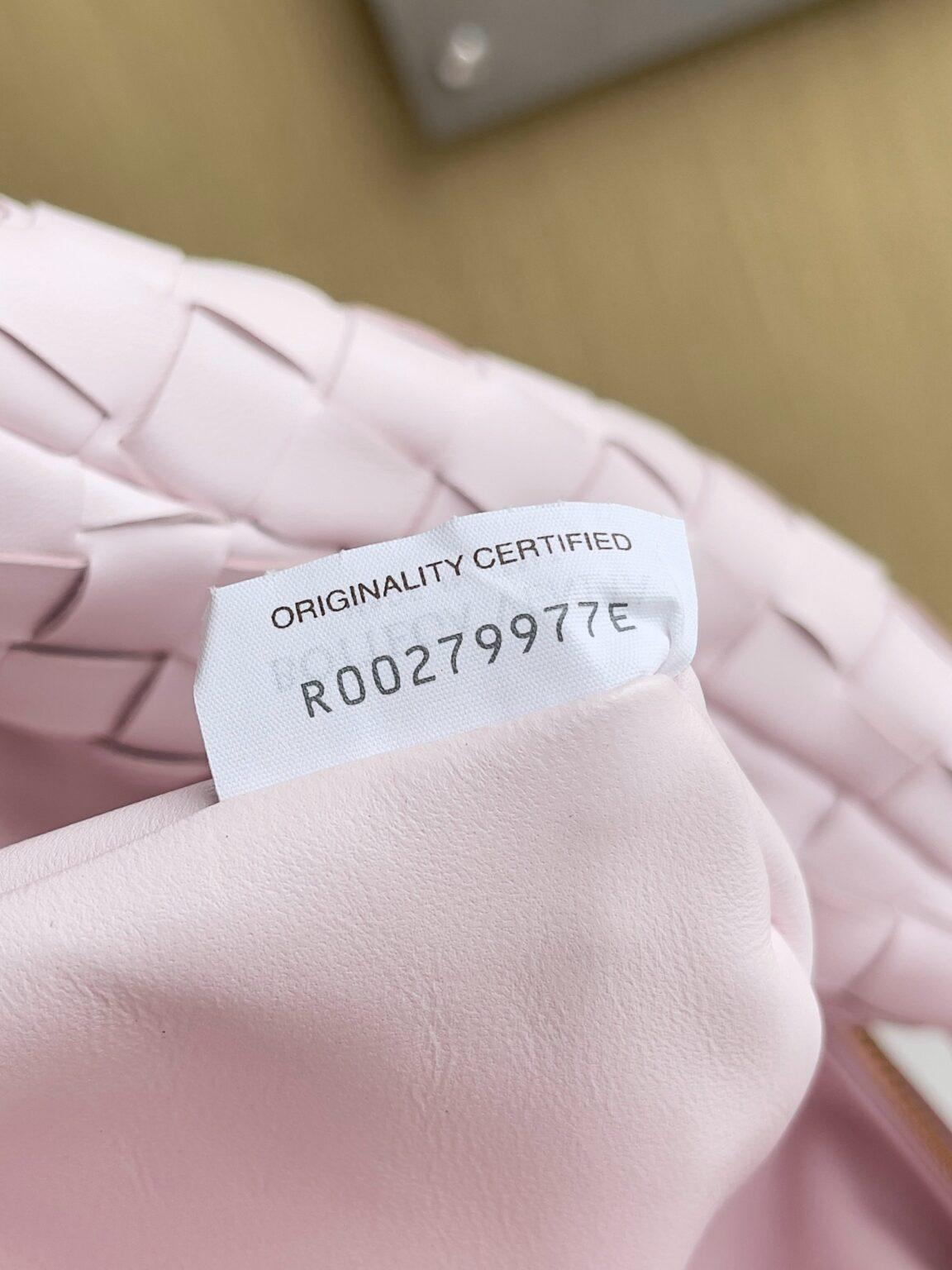 Bottega Veneta Büyük Jodie Çanta - Glimmer of Luxury