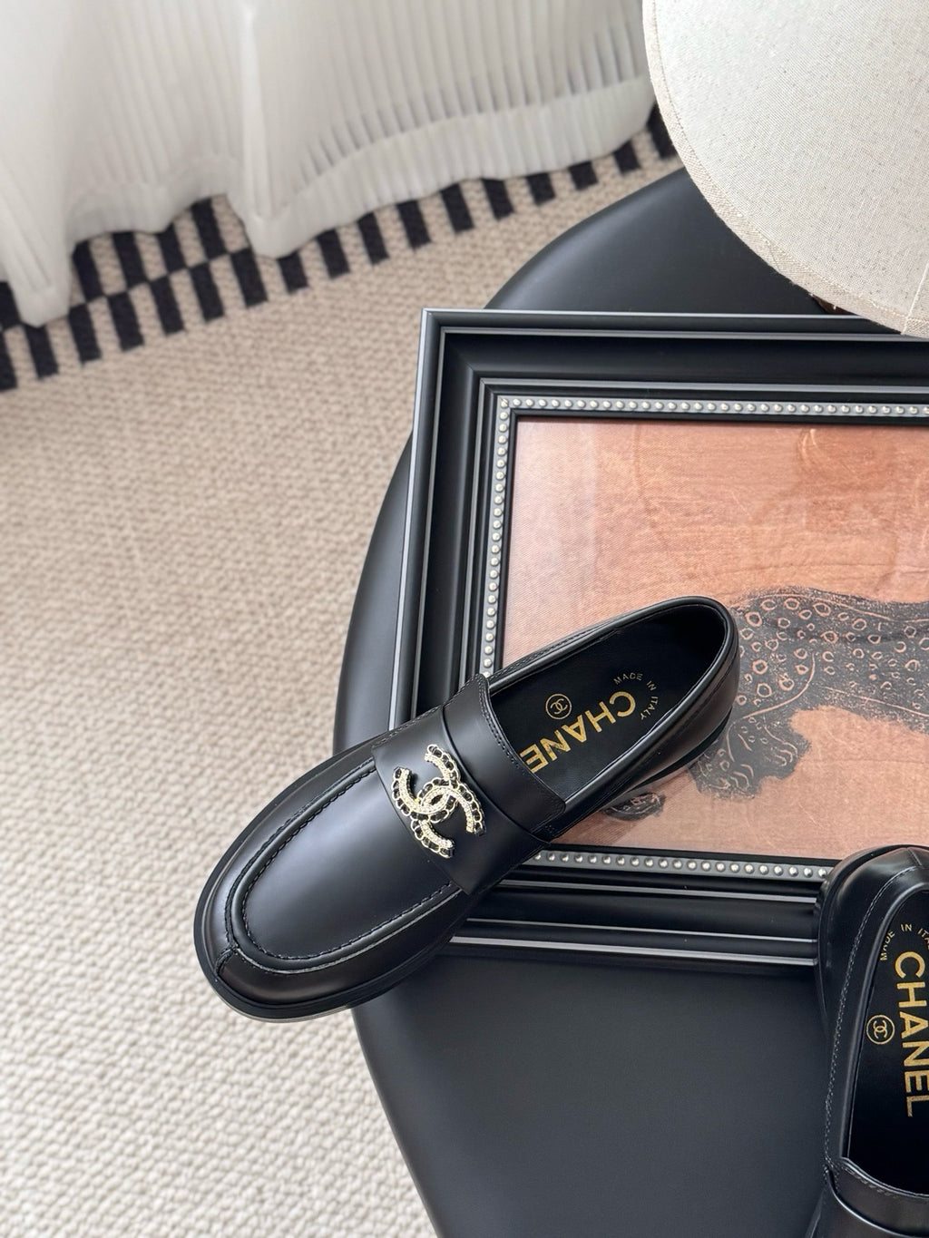 Chanel 2024/25 Sanat Meslekleri Mokasen Kuzu Derisi Siyah