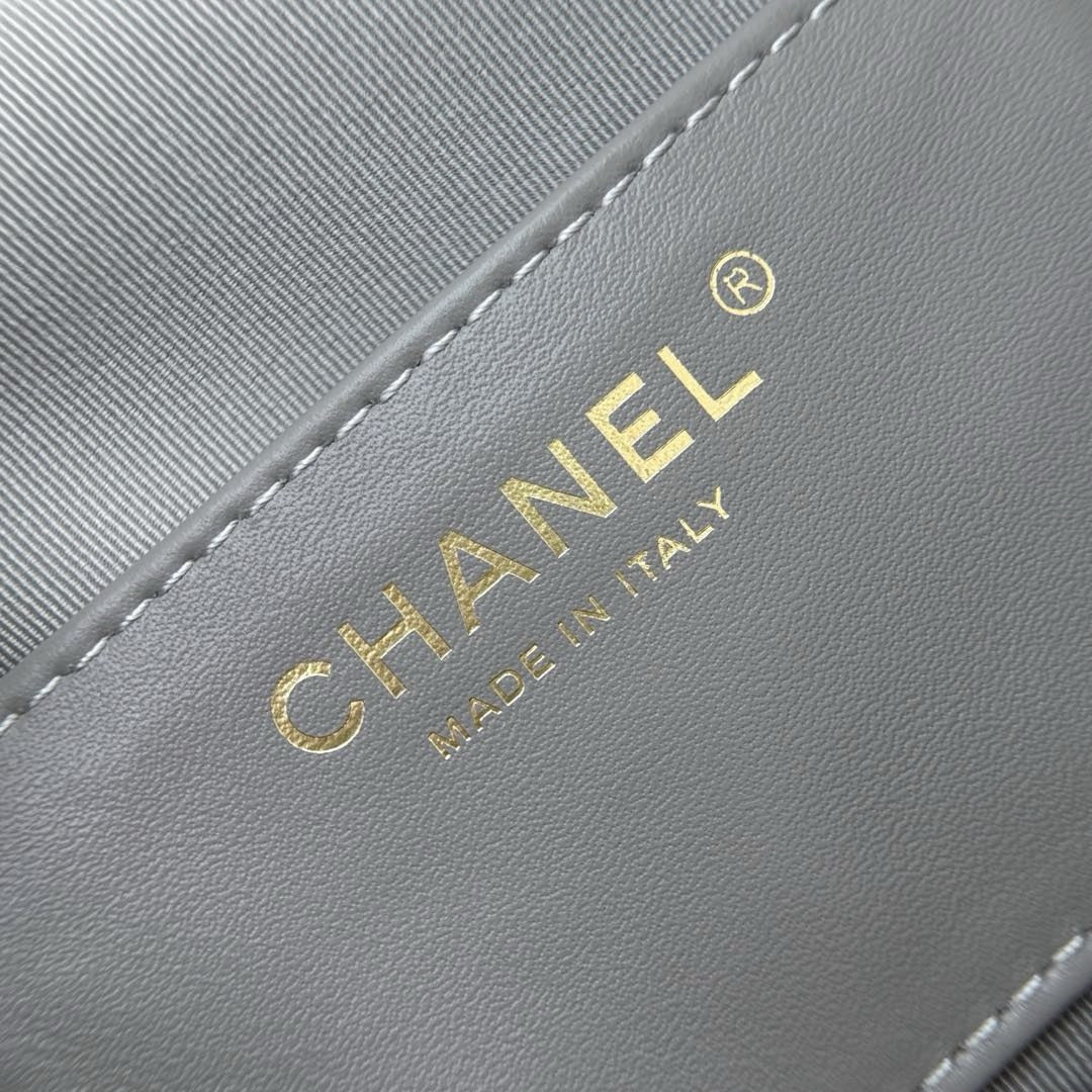 Chanel 25C Büyük Boy Hobo Seyahat Çantası - Glimmer of Luxury