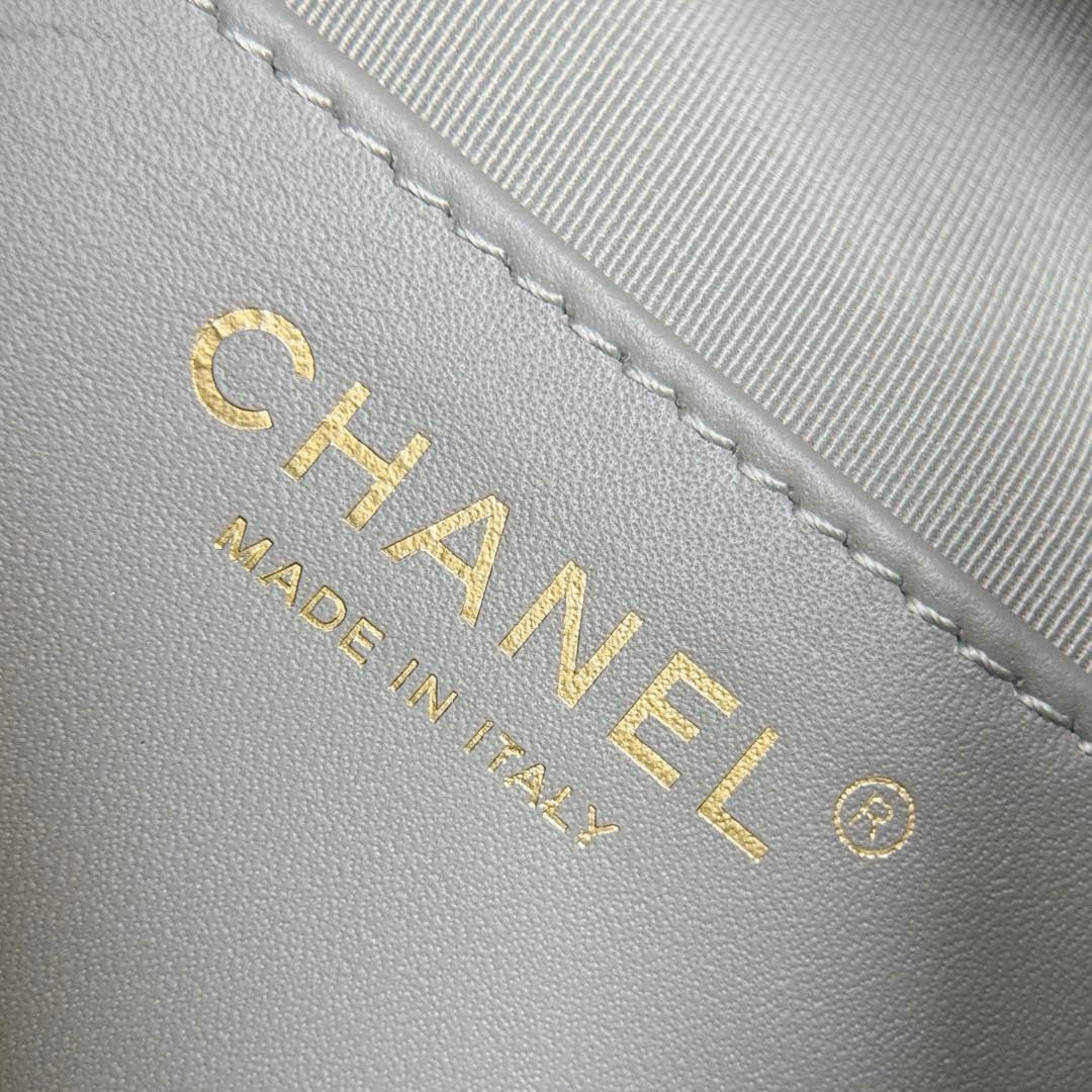 Chanel 25C Orta Boy Hobo Seyahat Çantası - Glimmer of Luxury