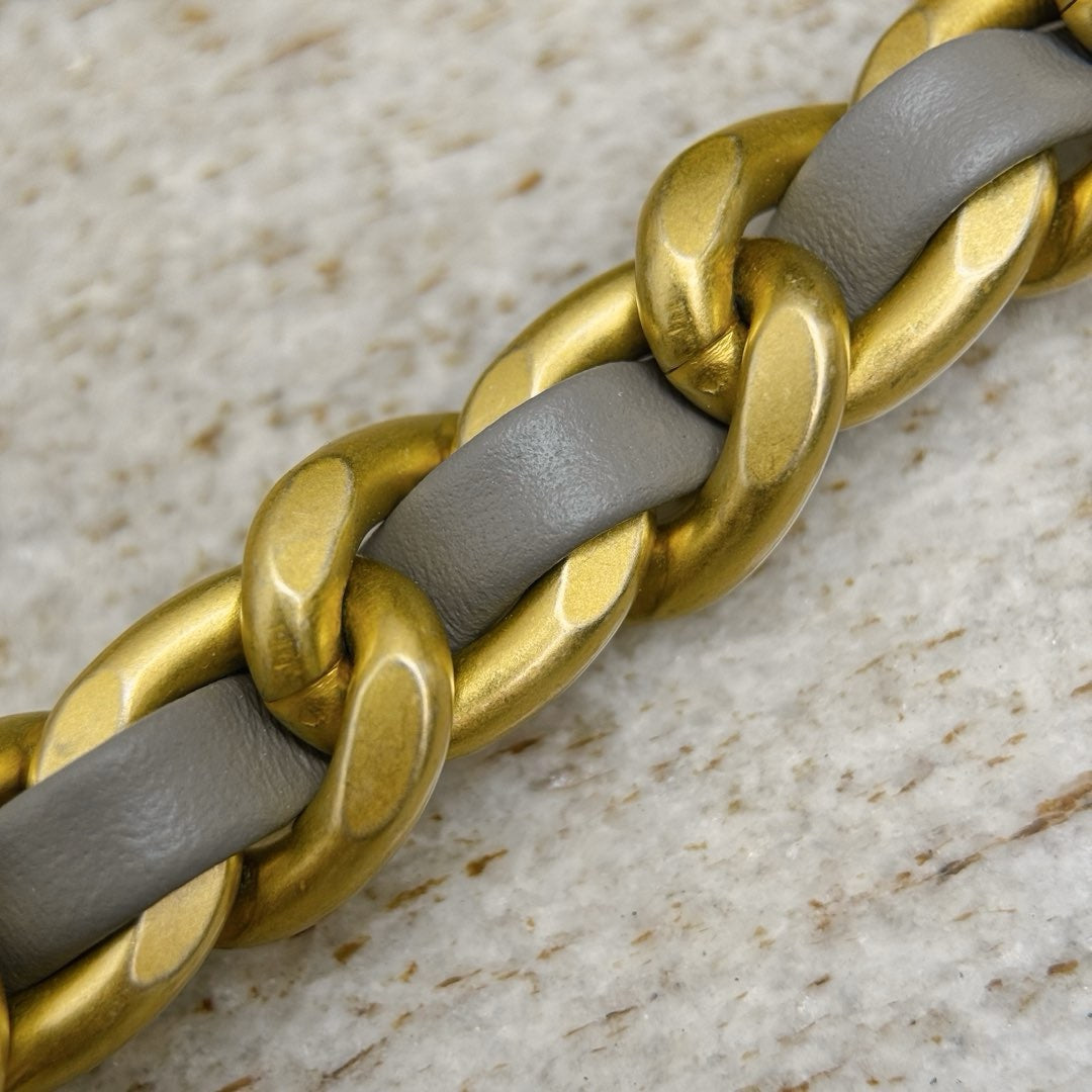 Chanel 25C Orta Boy Hobo Seyahat Çantası - Glimmer of Luxury