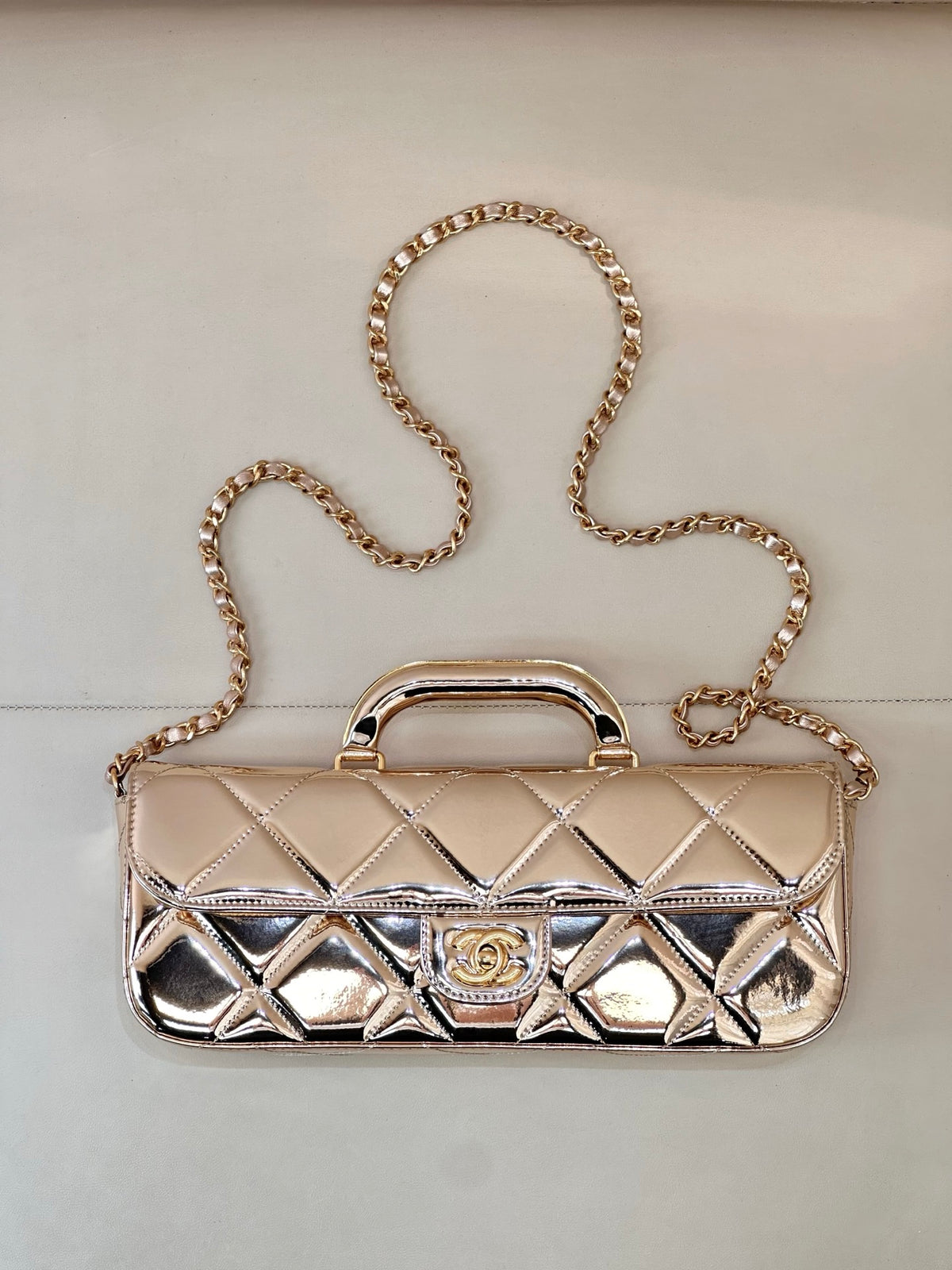 Chanel 25K Baget Clutch – Lake Kuzu Deri, Vintage Zarafet