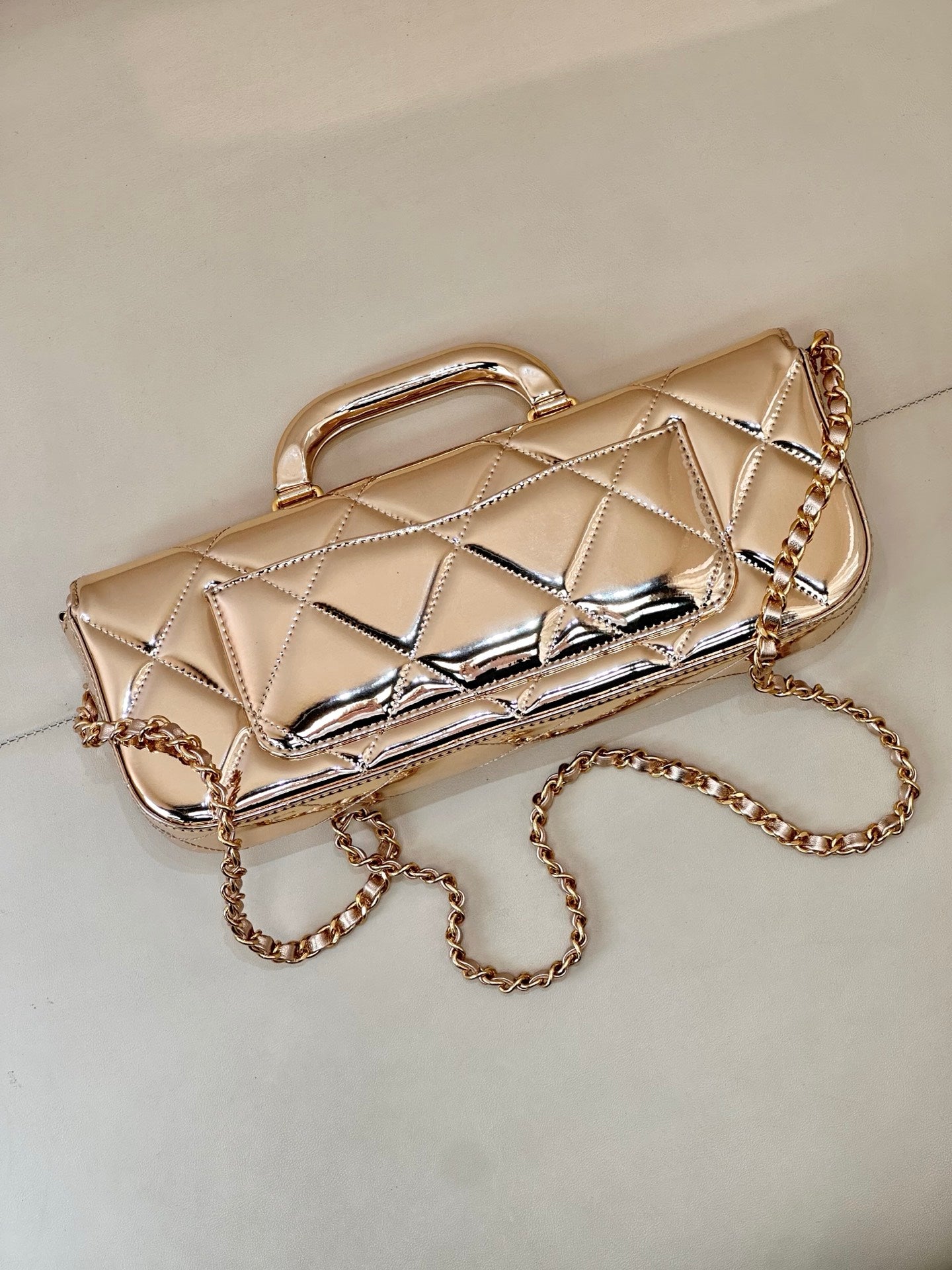Chanel 25K Baget Clutch – Lake Kuzu Deri, Vintage Zarafet
