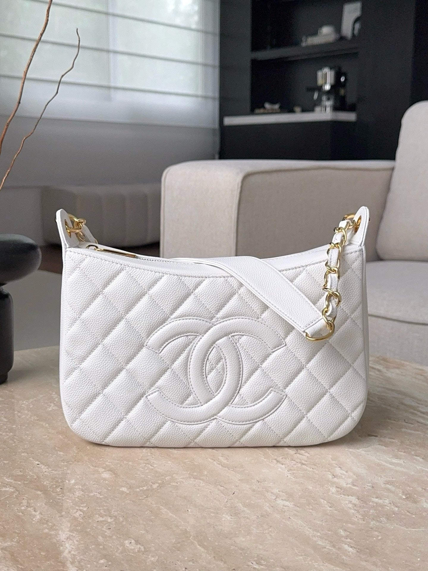 Chanel Pembe Kapitone Havyar Deri Vintage Zamansız Hobo Çanta