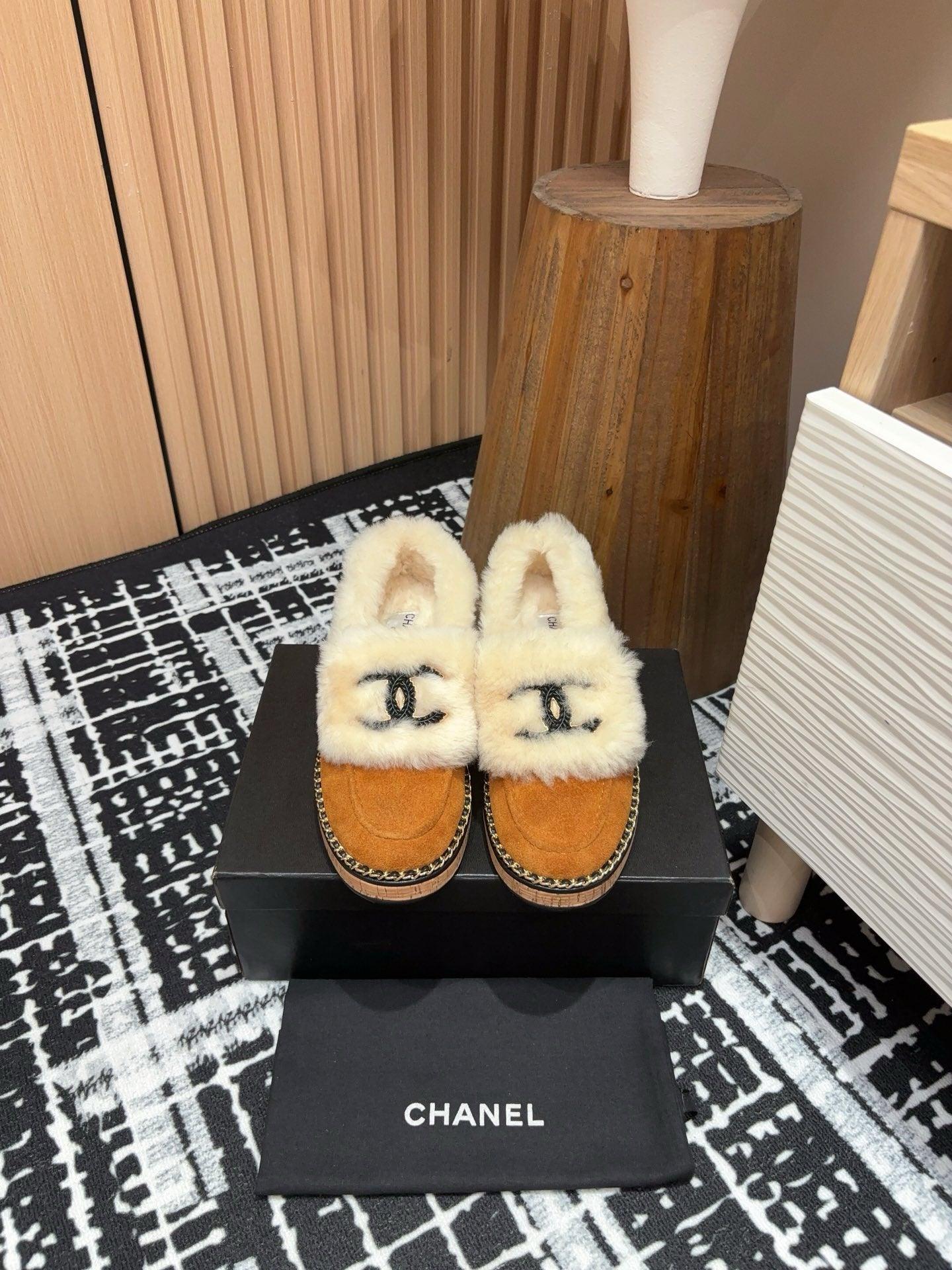 Chanel S24 Kürklü Mokasen - Glimmer of Luxury