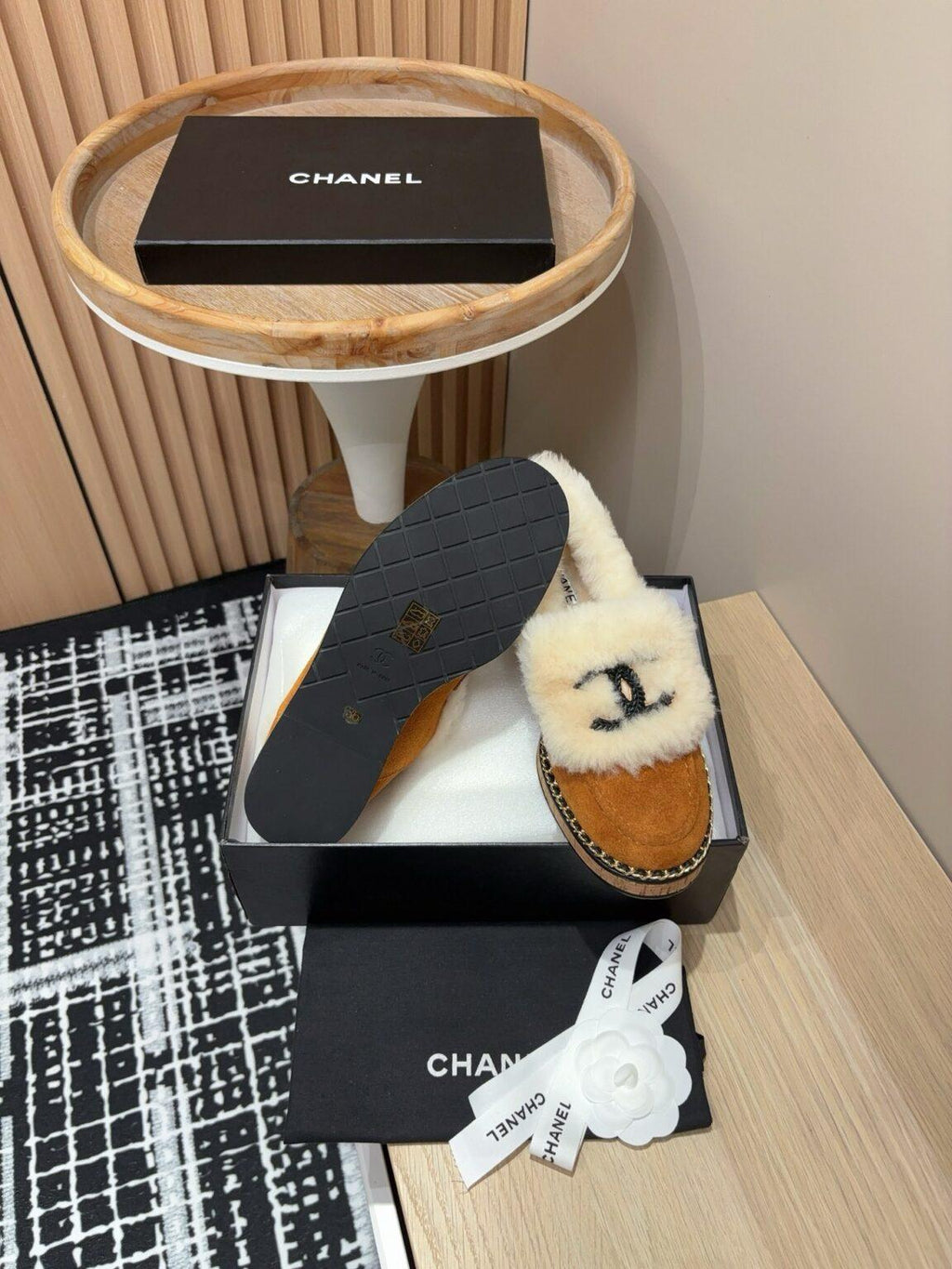 Chanel S24 Kürklü Mokasen - Glimmer of Luxury