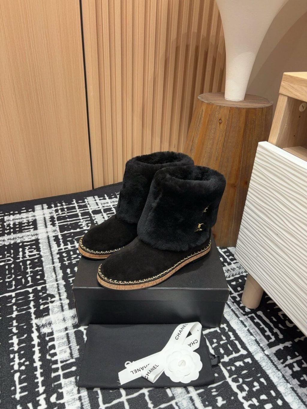 Chanel S24 Kısa Bot - Glimmer of Luxury