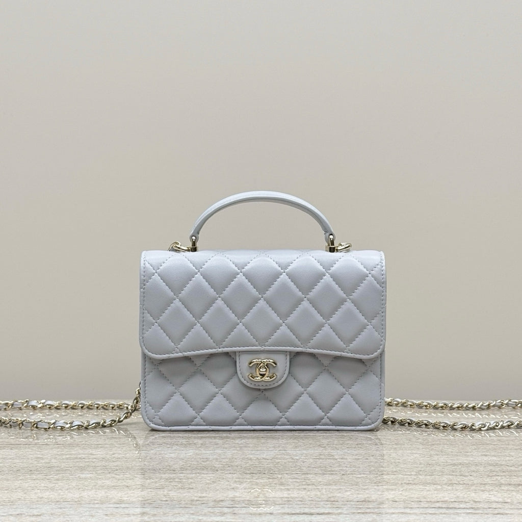 CHANEL Kadın Klasik Kapaklı Mini Çanta