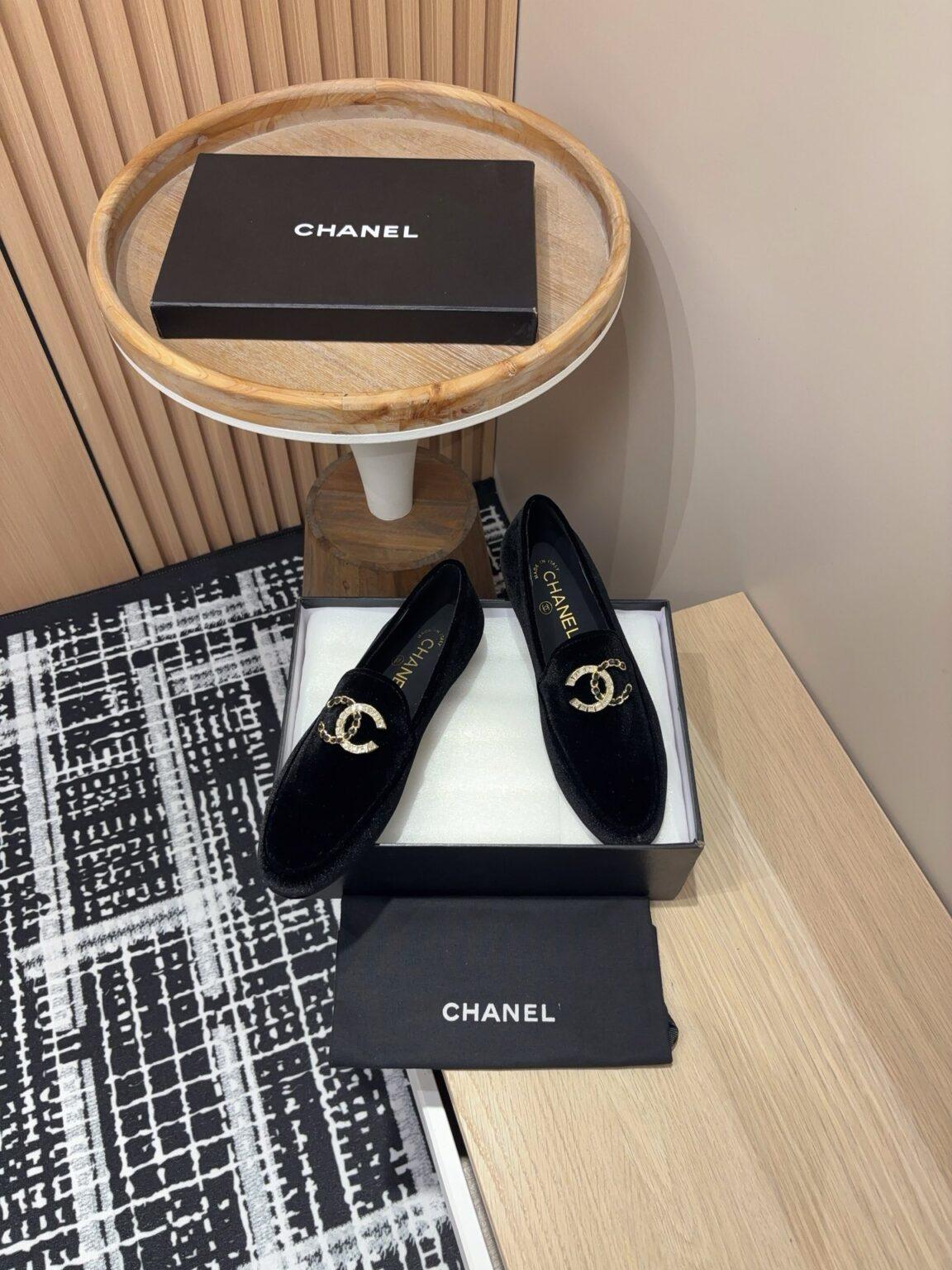 Chanel S24 Süet Mokasen Ayakkabı - Glimmer of Luxury