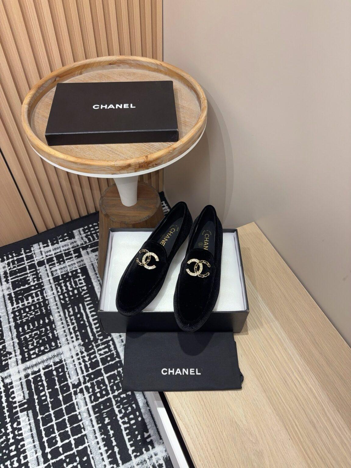 Chanel S24 Süet Mokasen Ayakkabı - Glimmer of Luxury