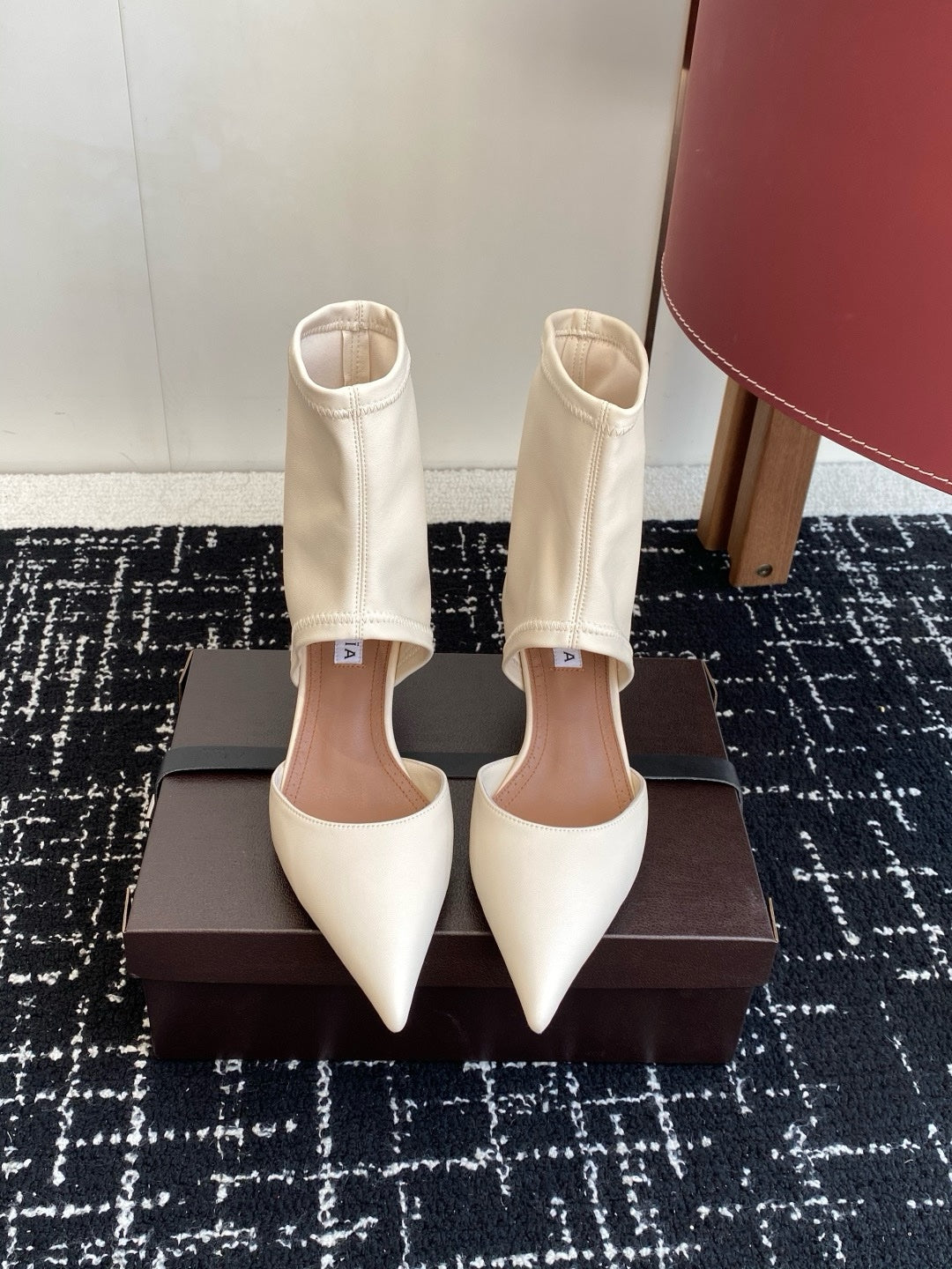 Alaia 2025/26 Flexible Leather Short Boots 