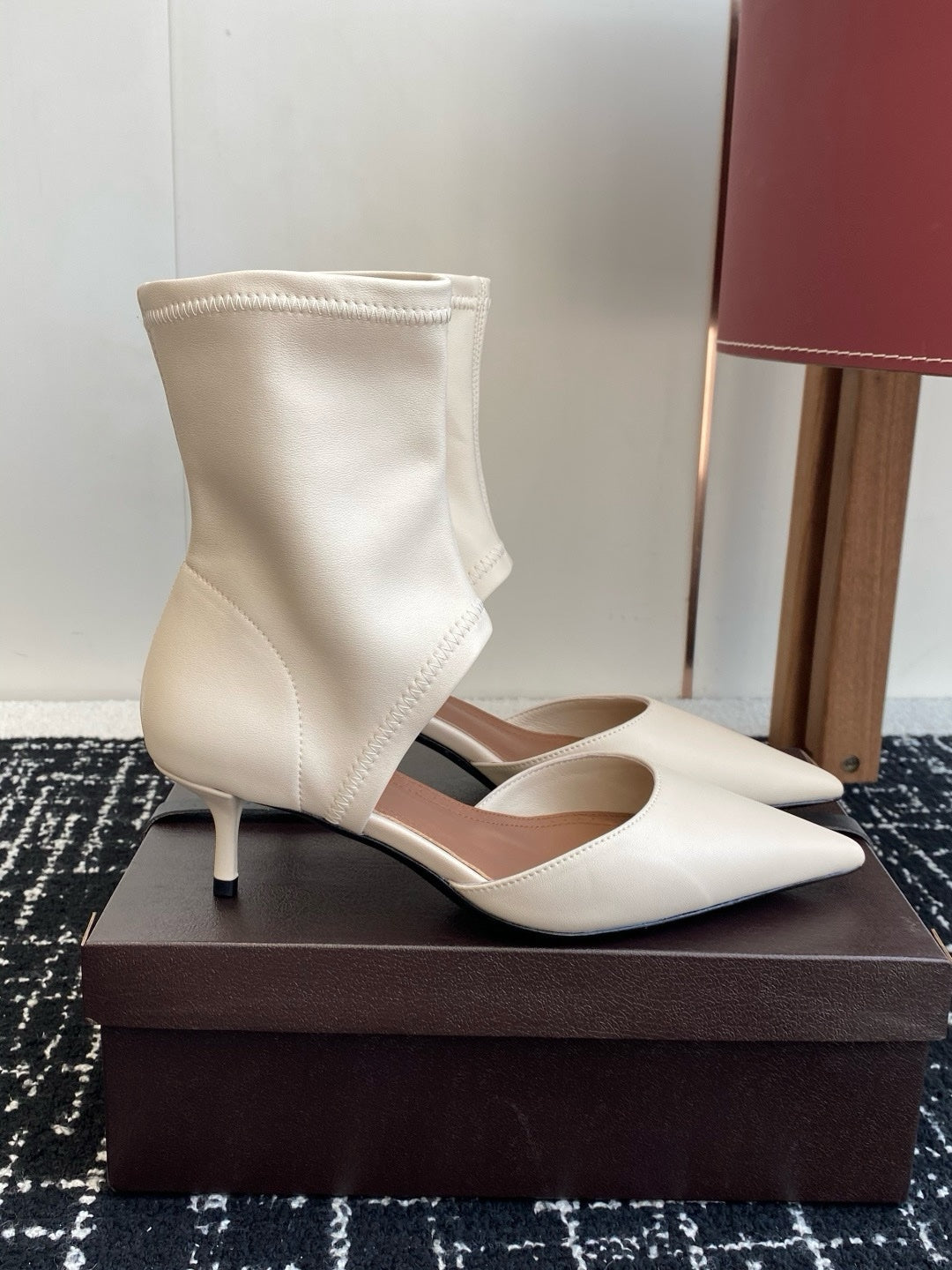 Alaia 2025/26 Flexible Leather Short Boots 