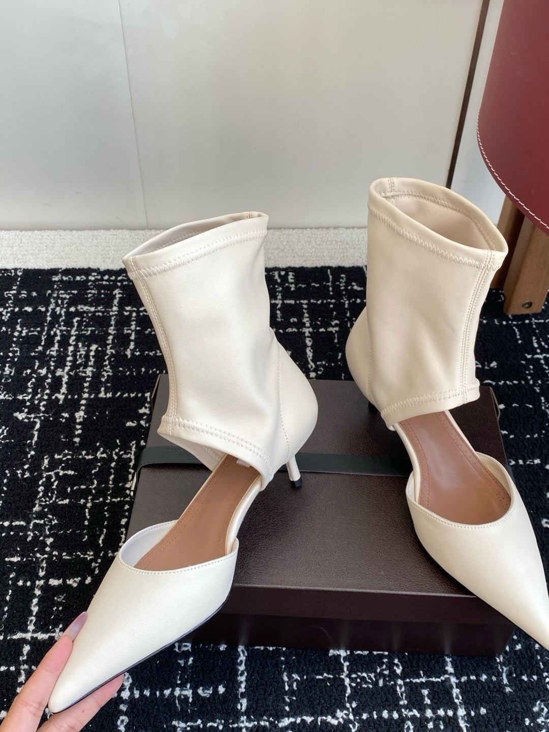 Alaia 2025/26 Flexible Leather Short Boots 