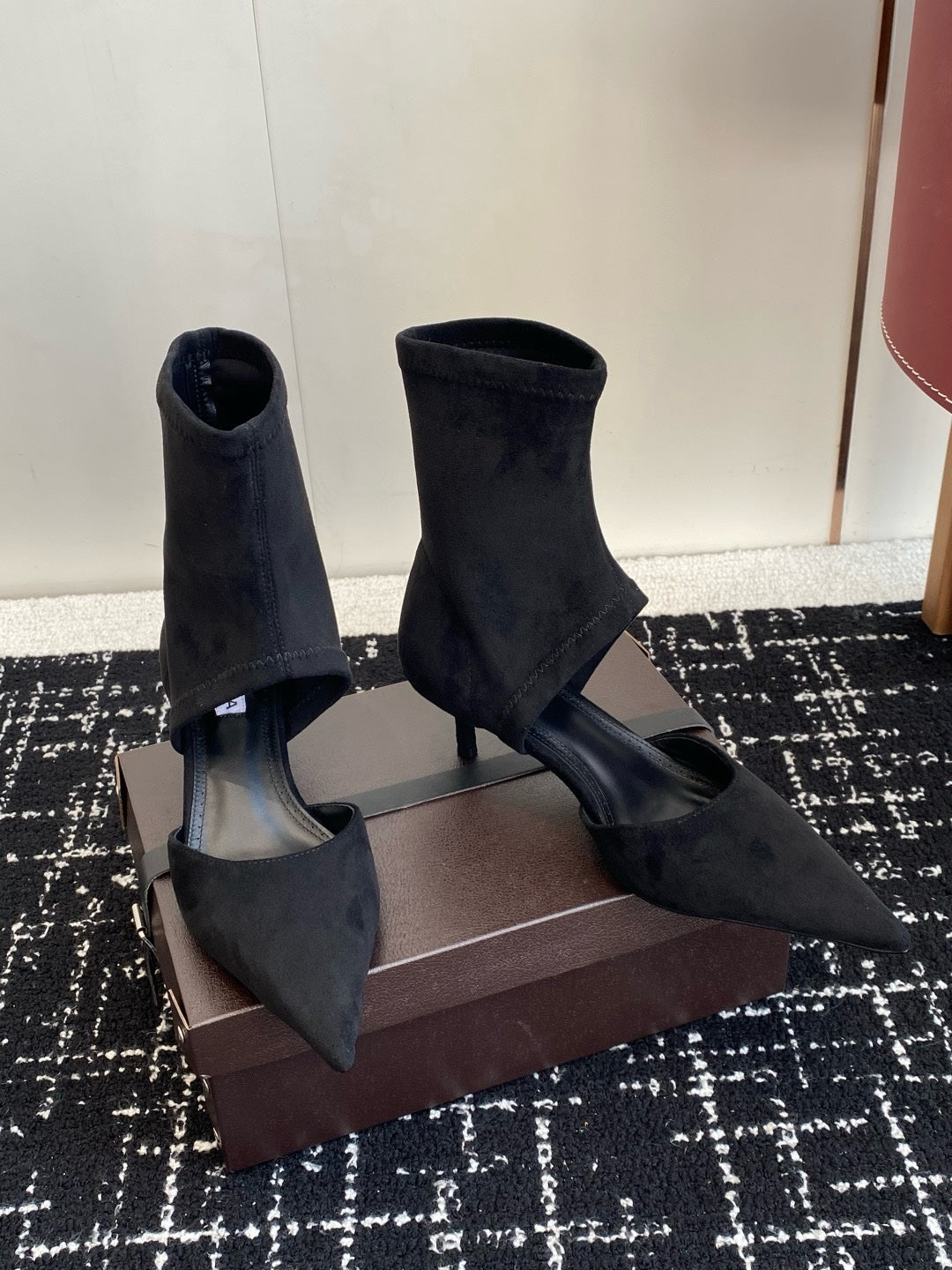 Alaia 2025/26 Flexible Suede Short Boots