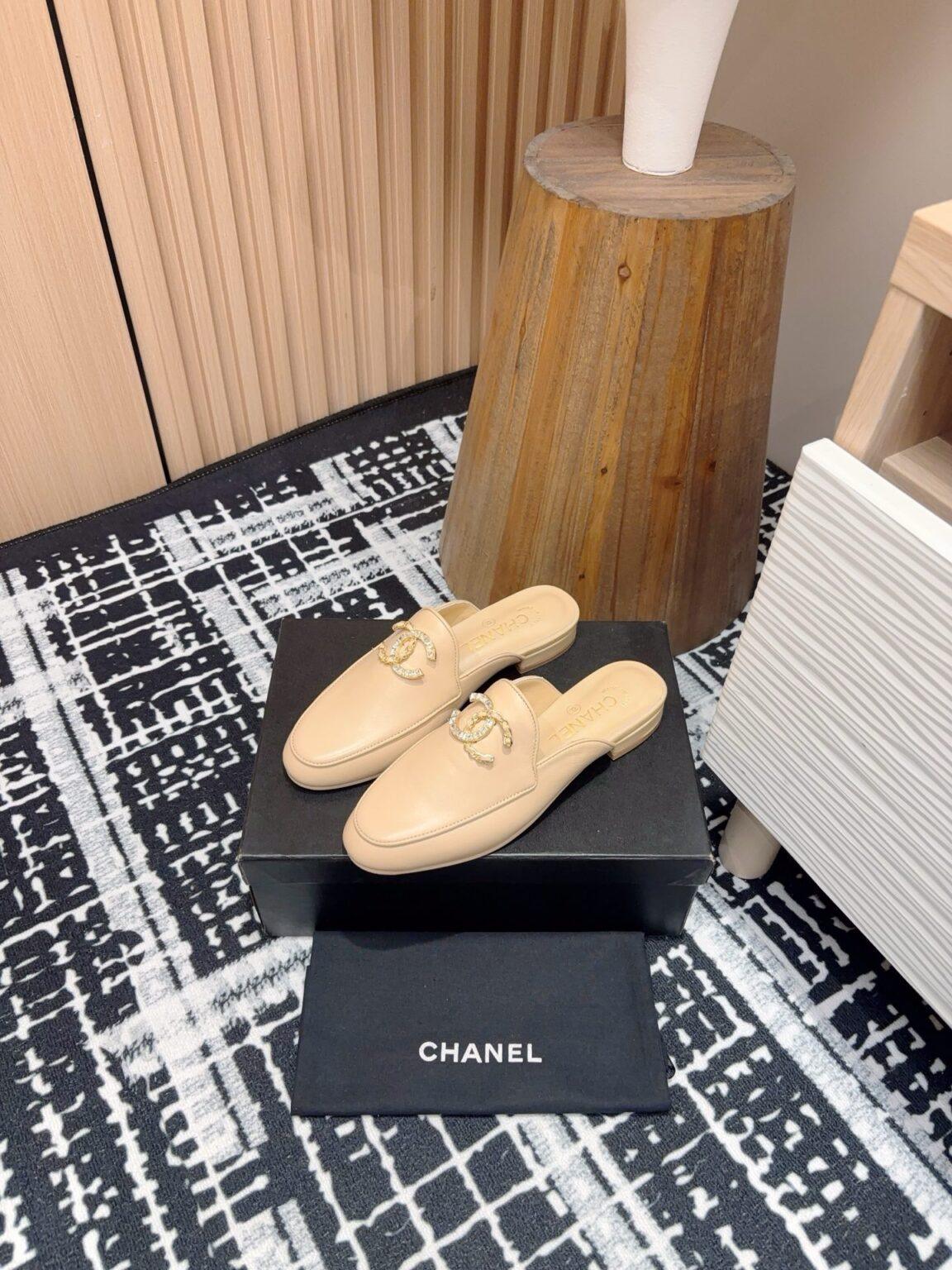 Chanel 25C Çift C Loafer - Glimmer of Luxury