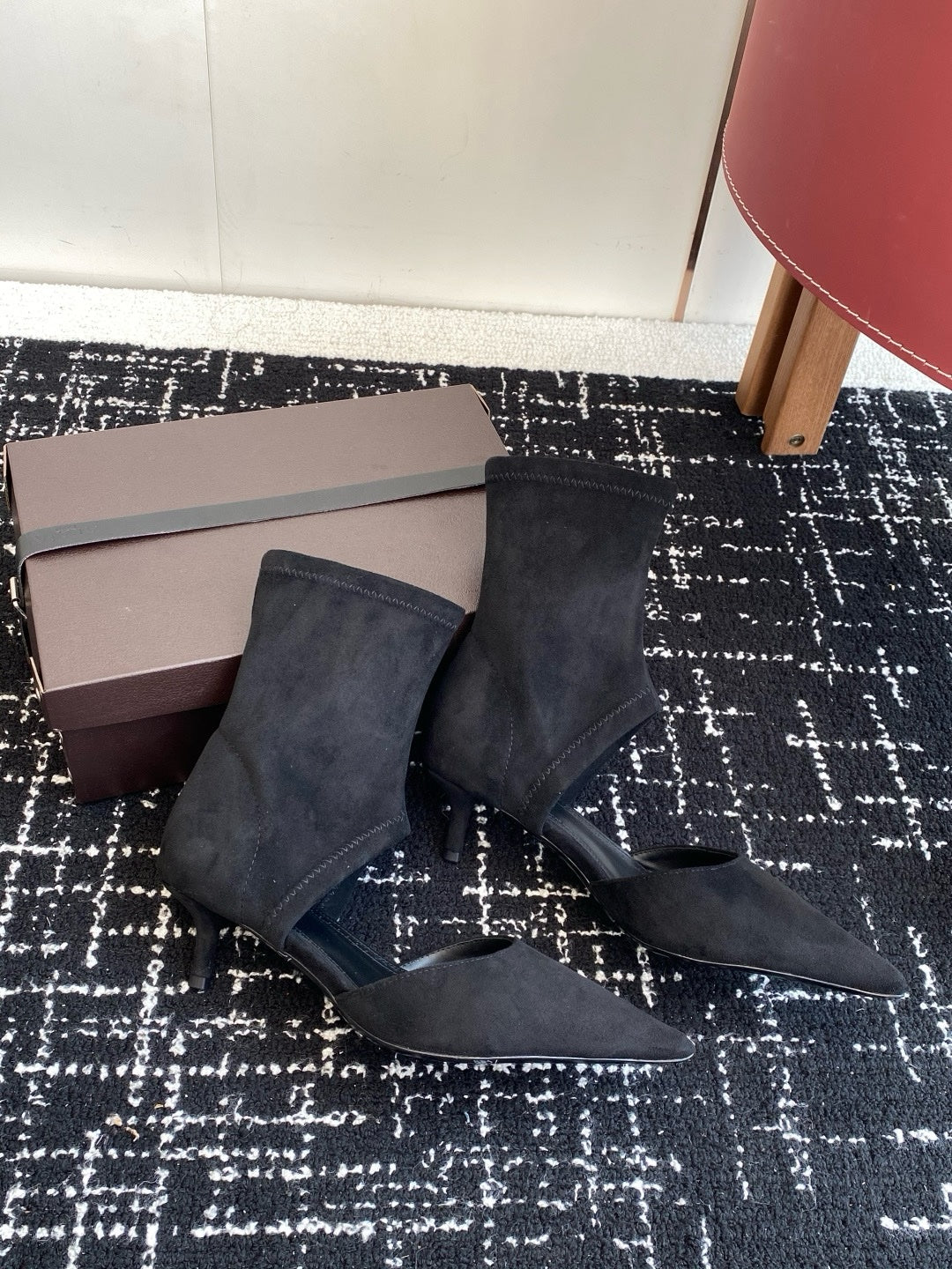 Alaia 2025/26 Flexible Suede Short Boots