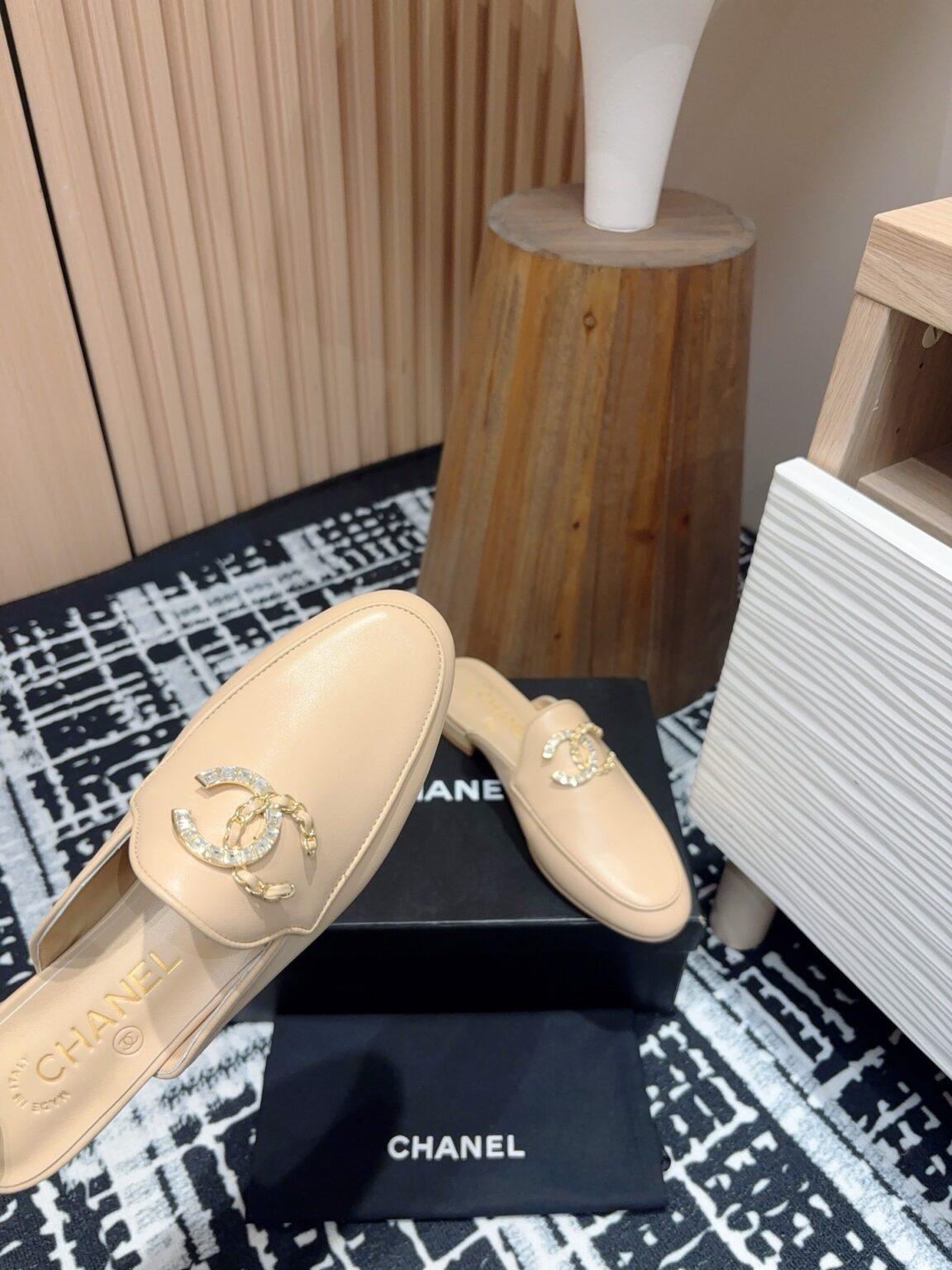 Chanel 25C Çift C Loafer - Glimmer of Luxury