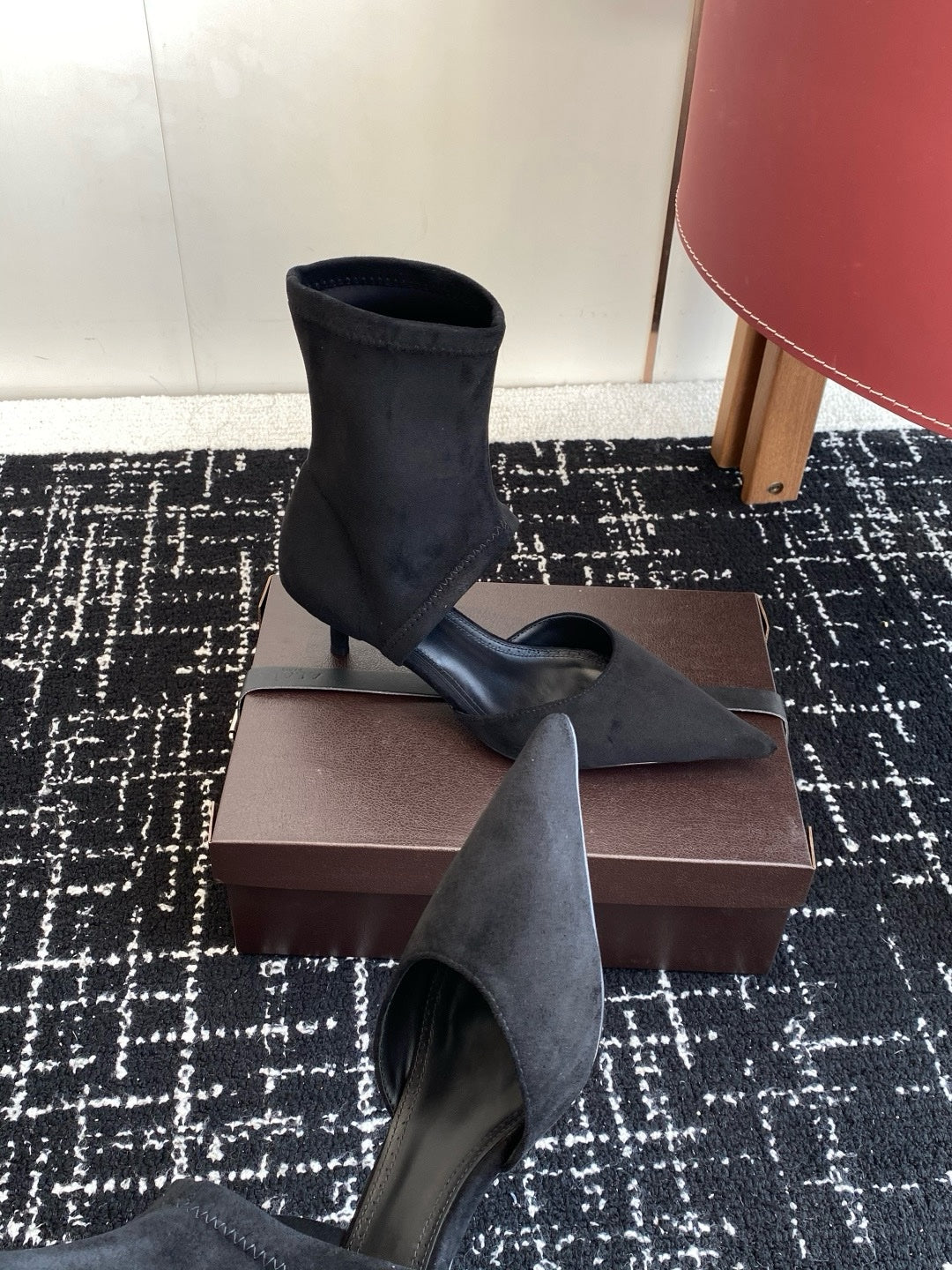 Alaia 2025/26 Flexible Suede Short Boots