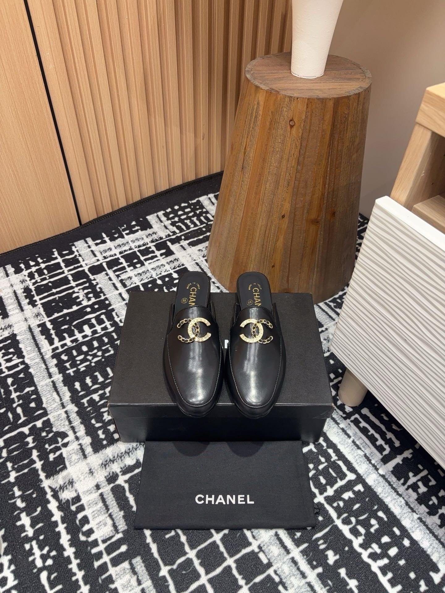 Chanel 25C Çift C Loafer - Glimmer of Luxury