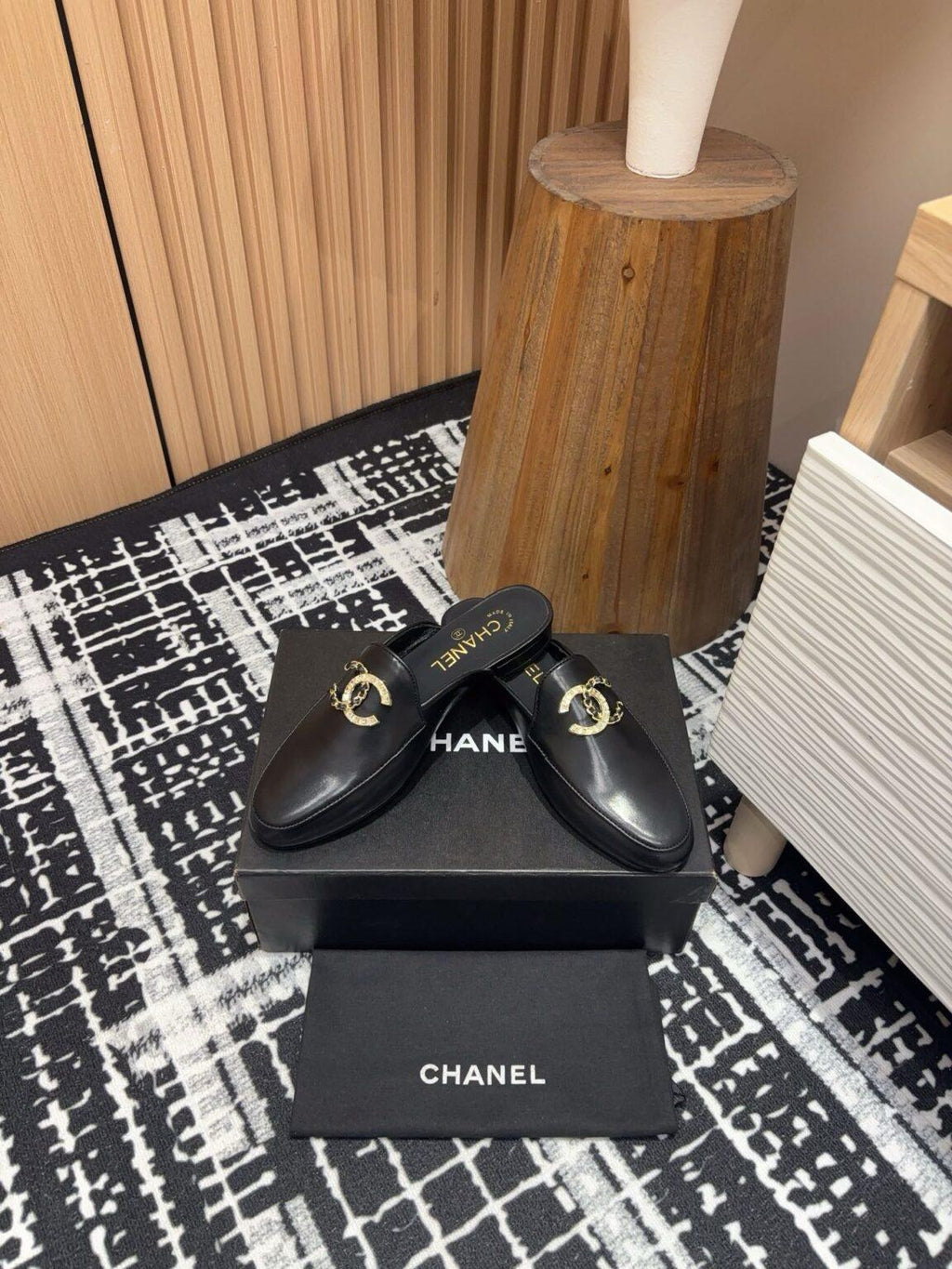 Chanel 25C Çift C Loafer - Glimmer of Luxury