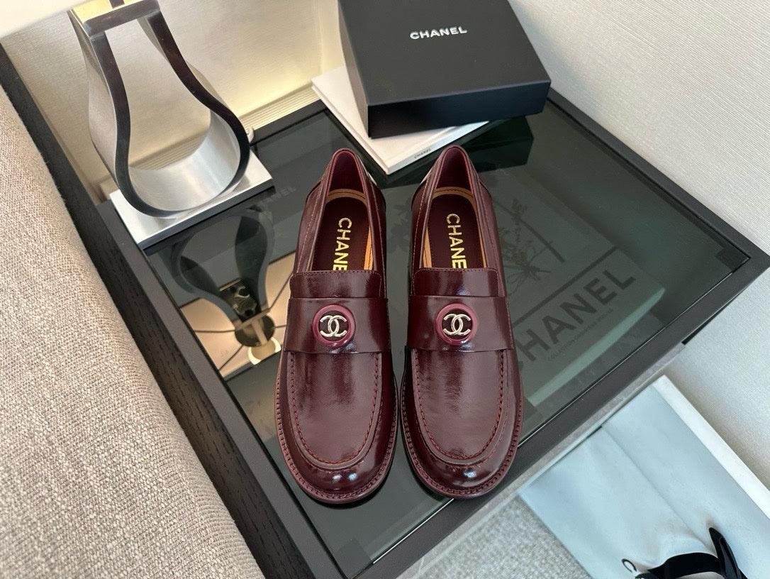 Chanel S24/25 Mokasen Dana Derisi Ayakkabı - Glimmer of Luxury